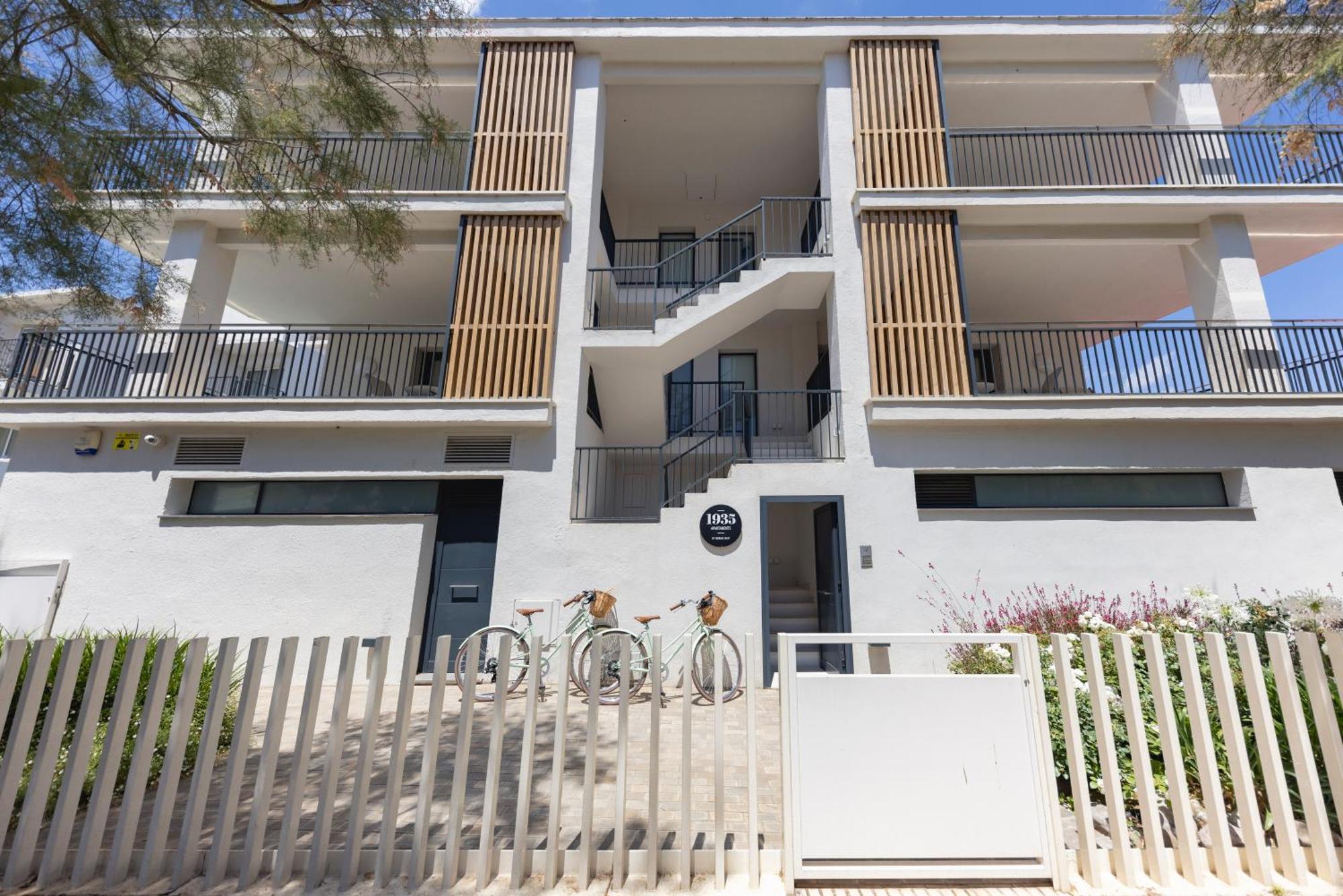 Two-Bedroom Apartment Terrace,1632277046:JPEG