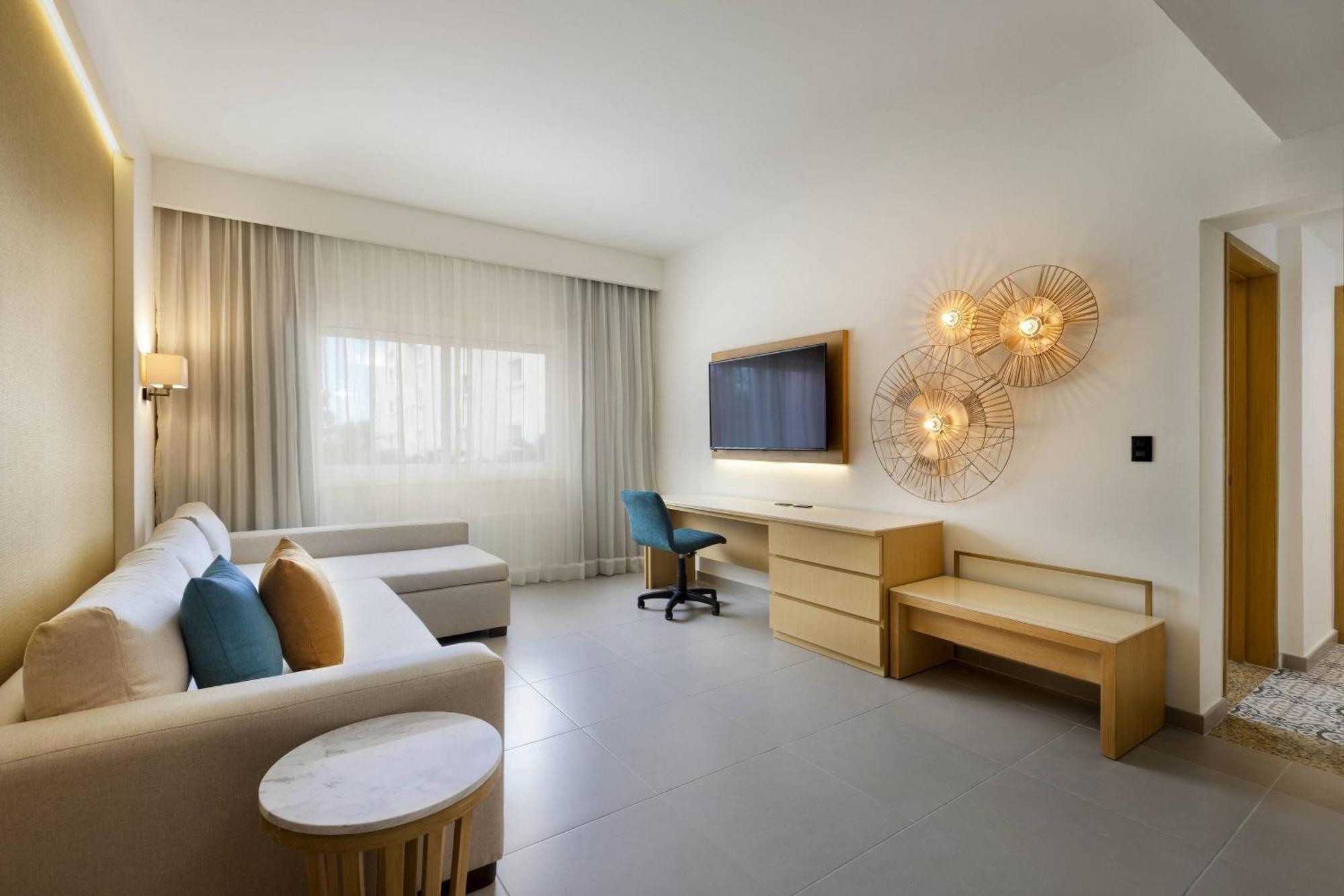 Junior Suite Airport Transfer