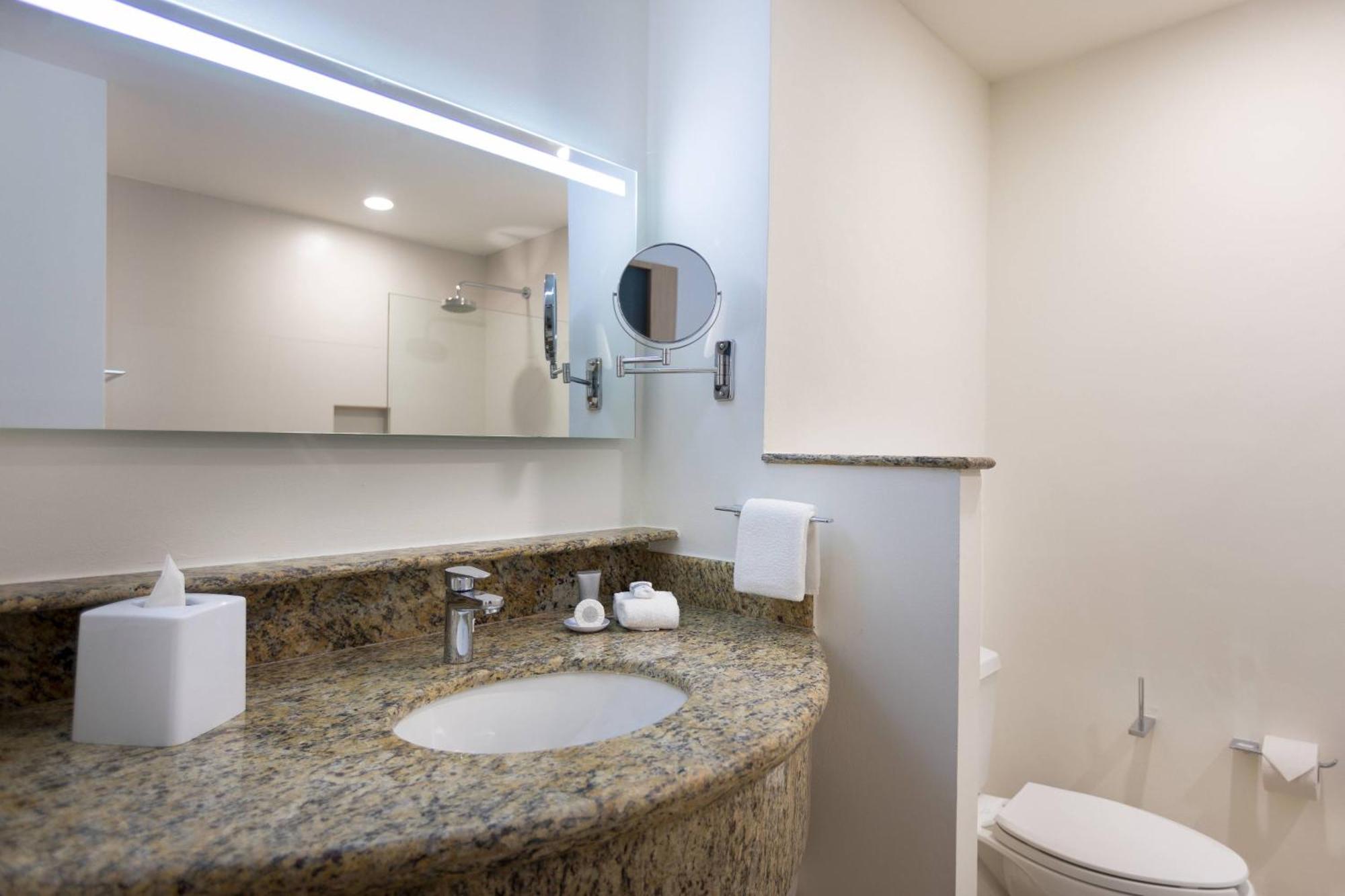 King Room Airport Transfer