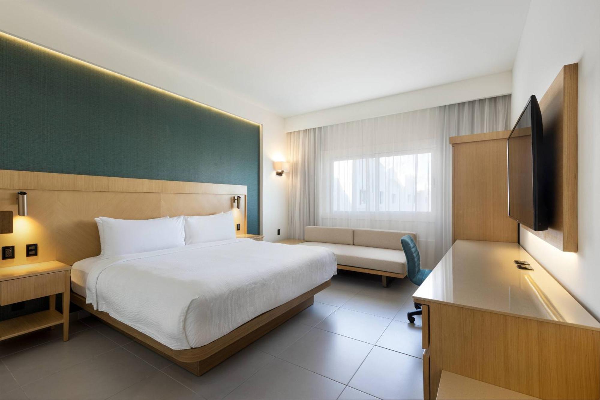 King Room Airport Transfer