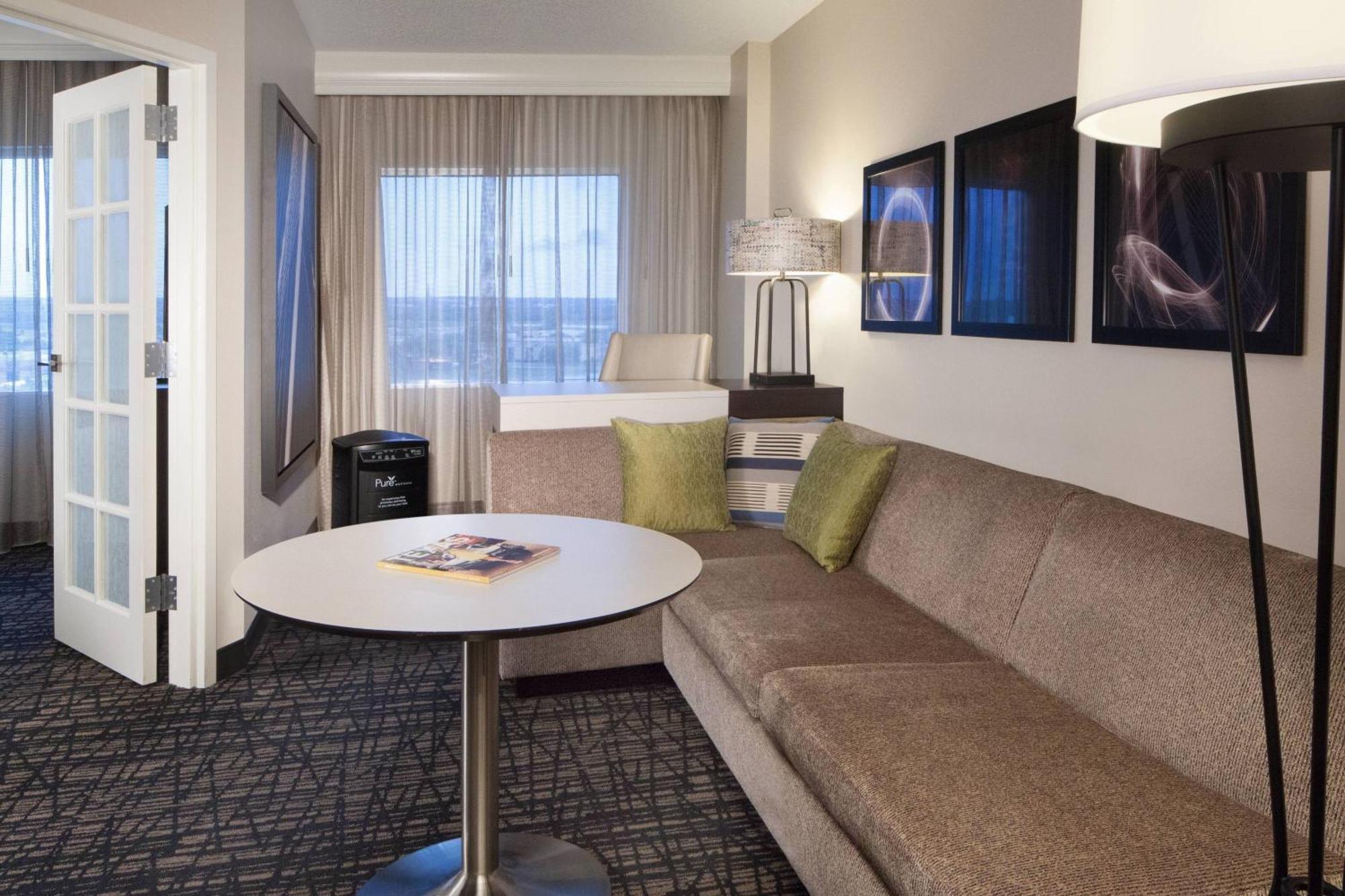 PURE One Bedroom Suite One King Bed Sofa Bed Allergy Friendly