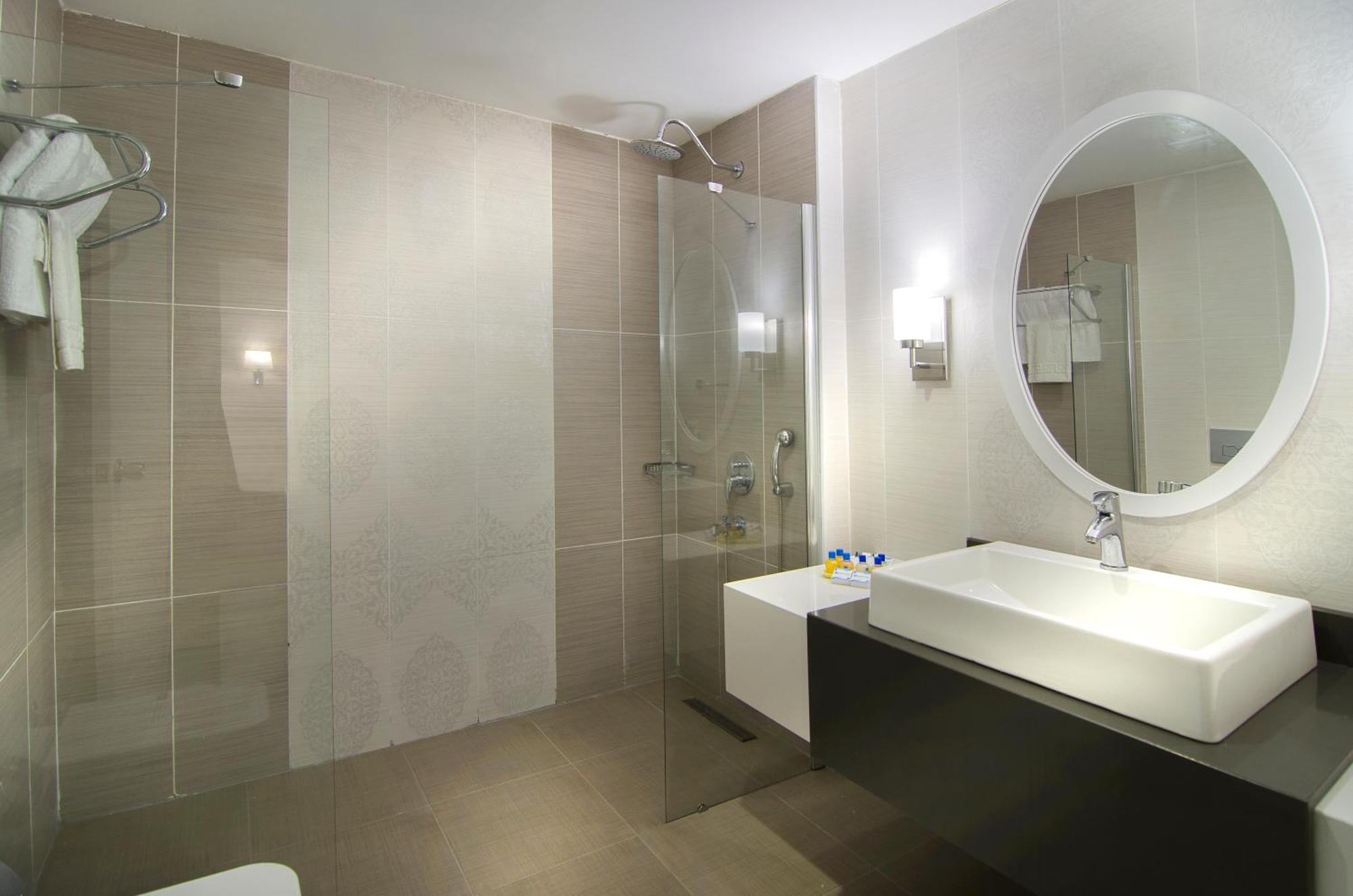Double or Twin Room Garden View