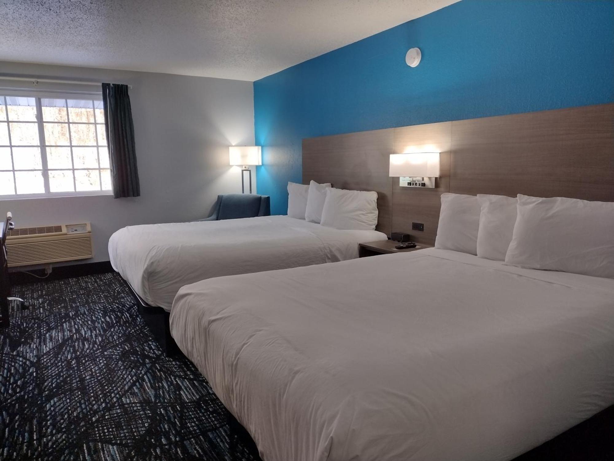 Deluxe Queen Room Two Queen Beds Non-Smoking