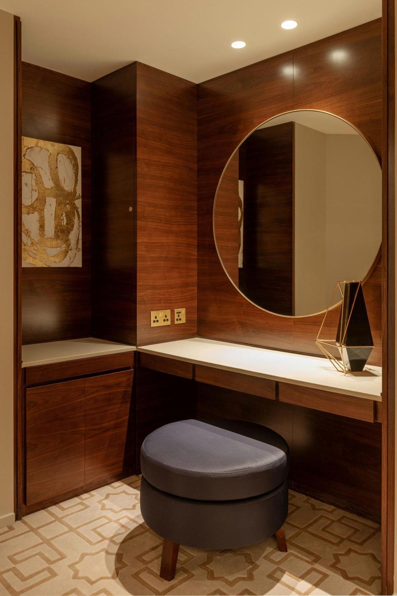 Premium Suite Larger Suite Garden View Executive Lounge Access