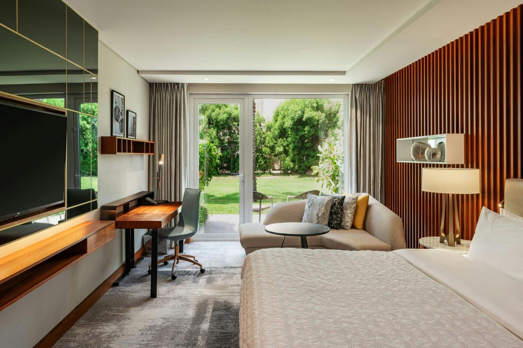 Deluxe Room Guest Room Garden View