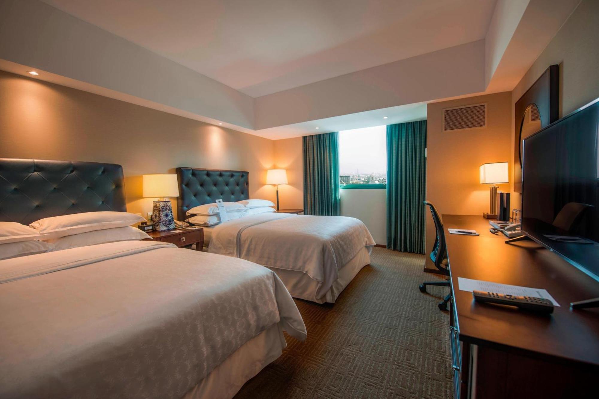 Deluxe Guest room 2 Double Danubio Tower