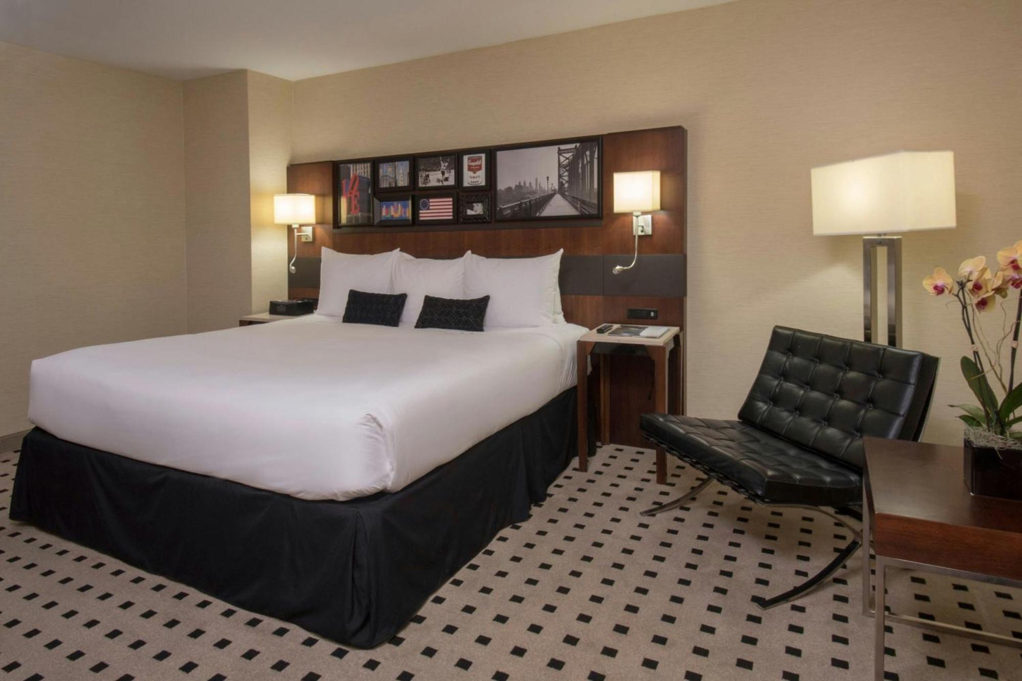 Standard King Room