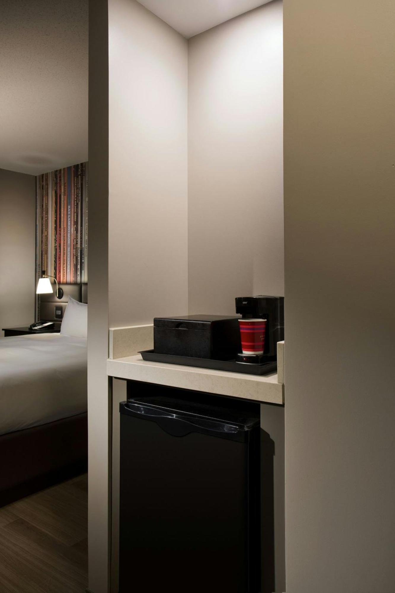 Queen Room Two Queen Beds High Floor or Club Lounge Access