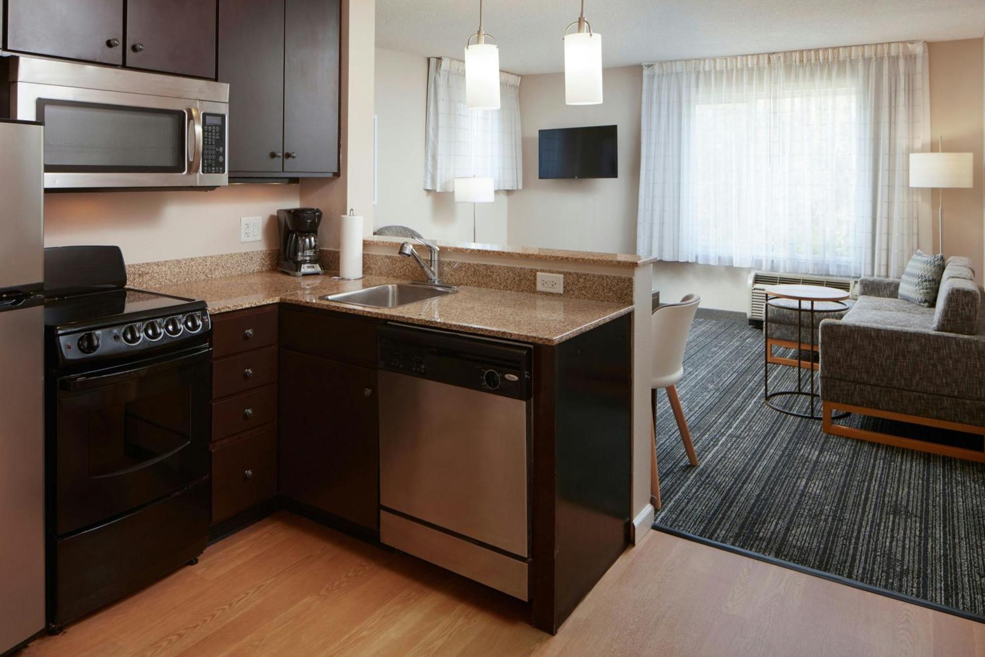 2 Bedroom Suite