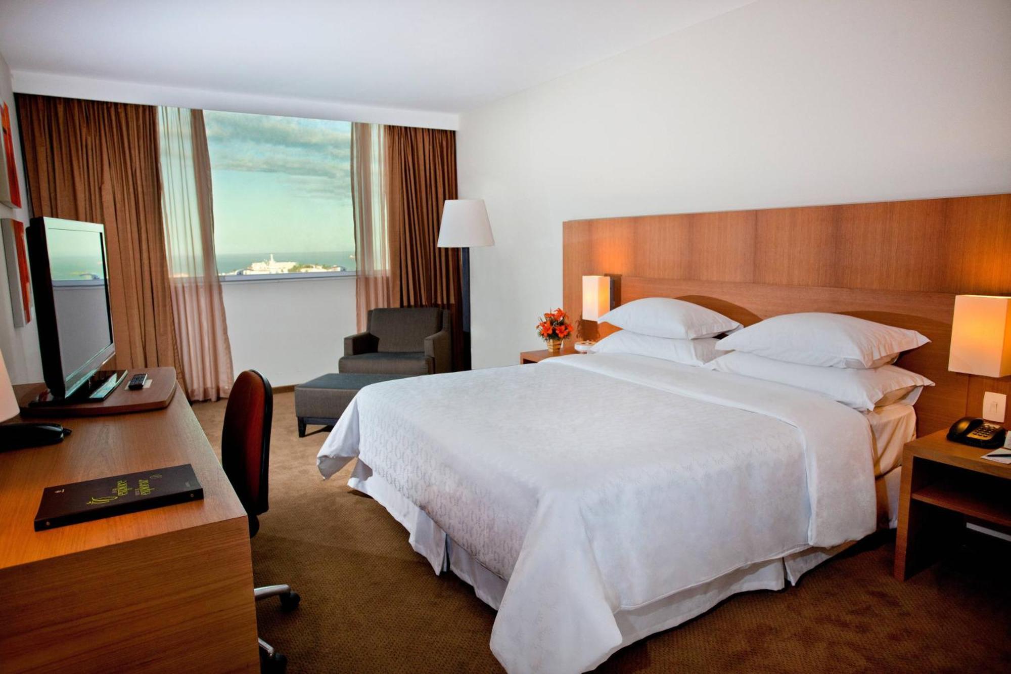 EXECUTIVE CLUB Club level Guest room 1 Double Bed Ocean view,1634416201:JPEG
