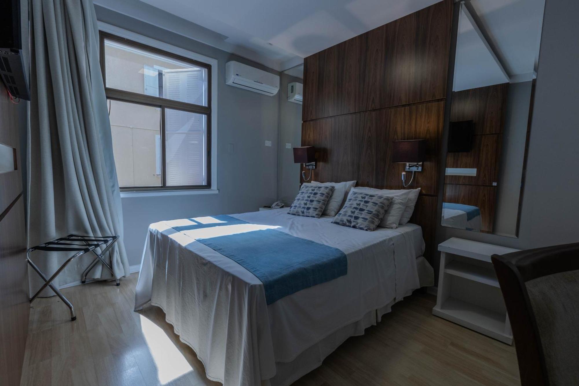 Superior Double Room Queen size bed