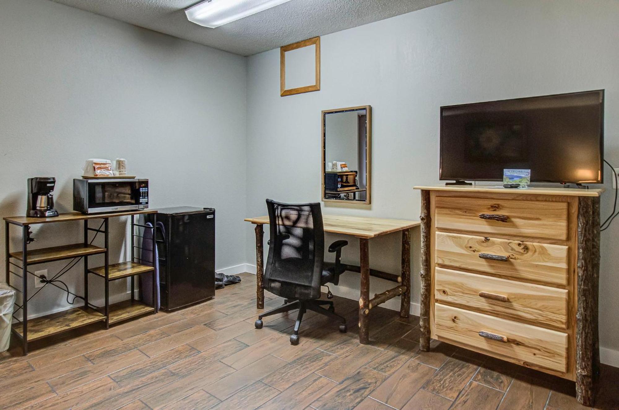 Standard King Room