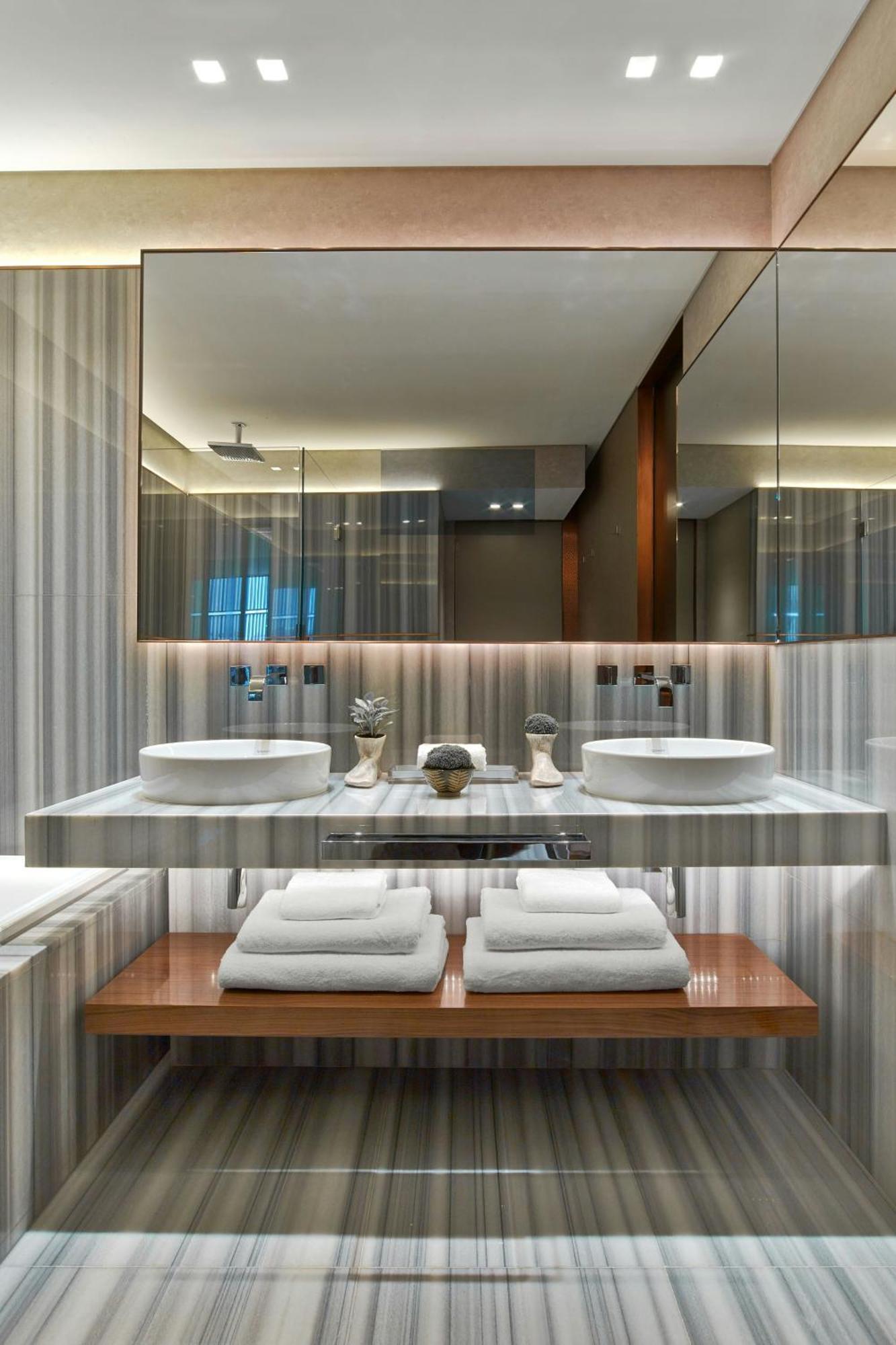 Superior King Room Abdi Ipekci Street View St Regis Butler Service