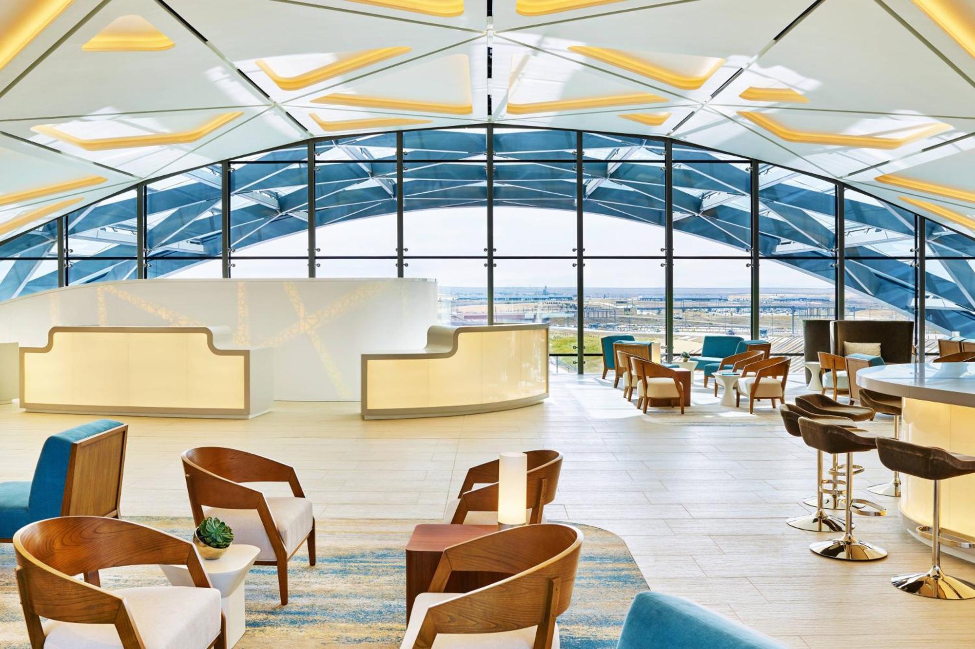 Traditional King Room Hearing Accessible