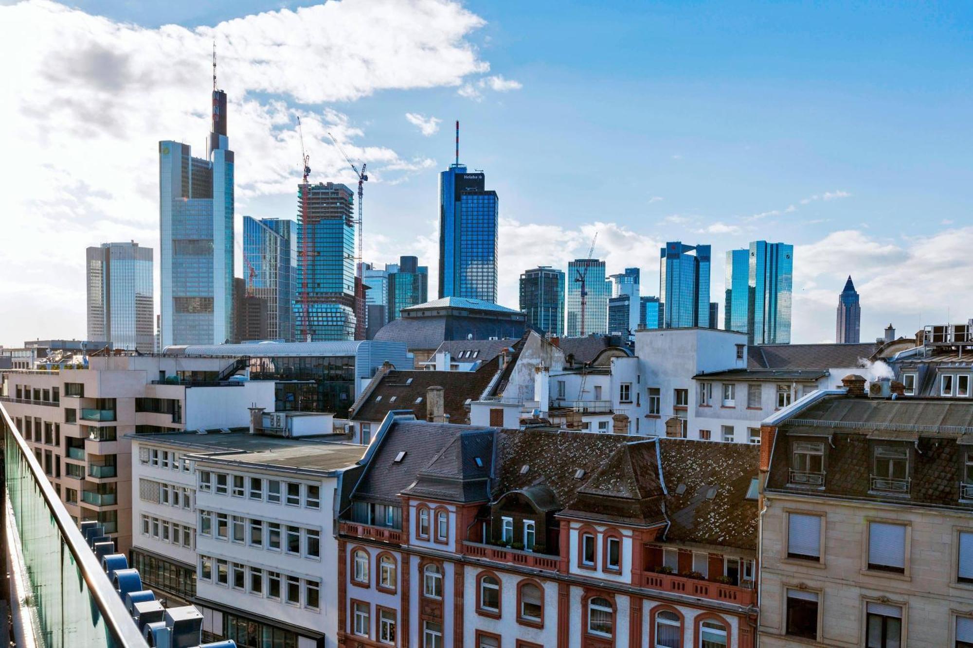 Studio Terrace City View