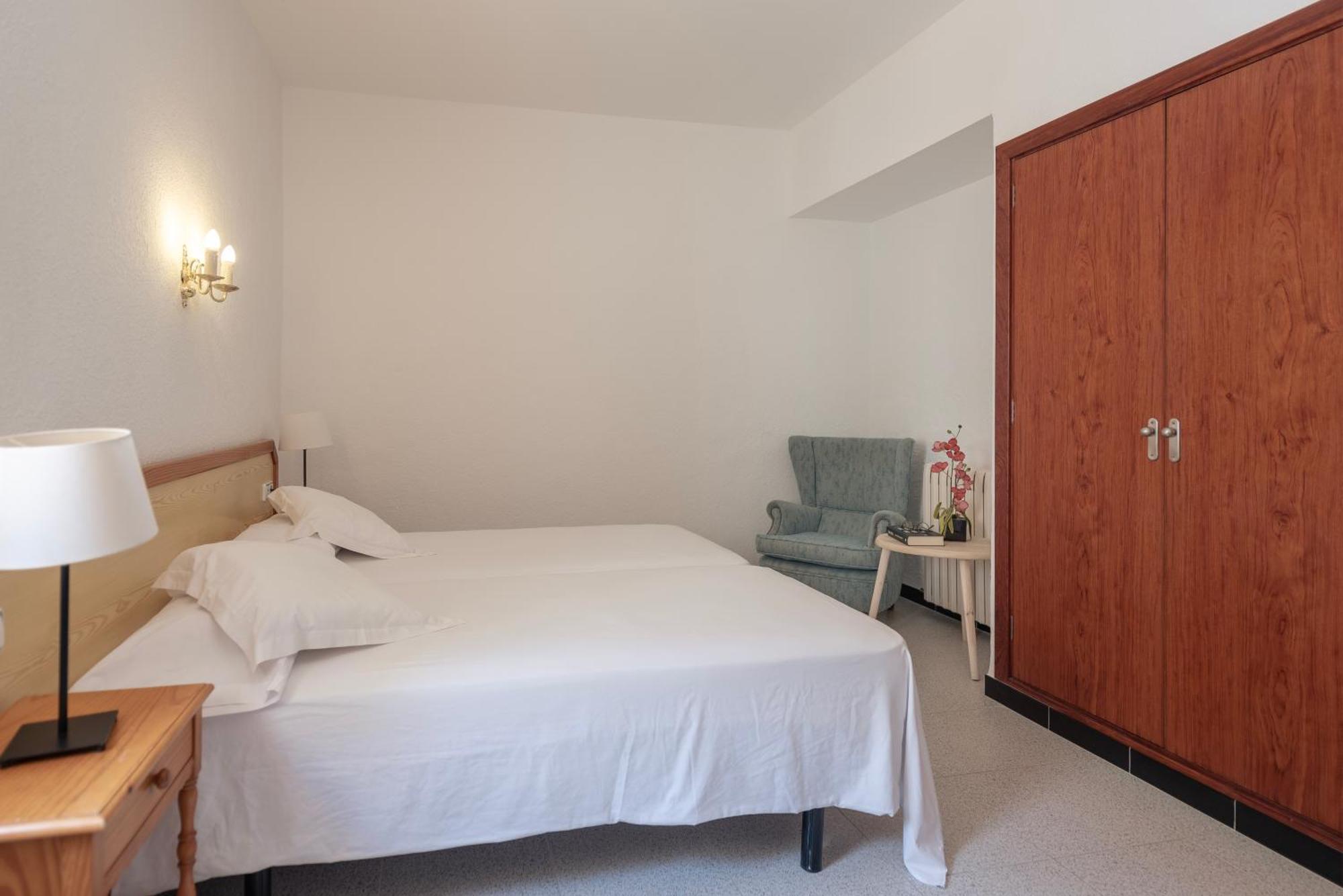 Economy Double or Twin Room
