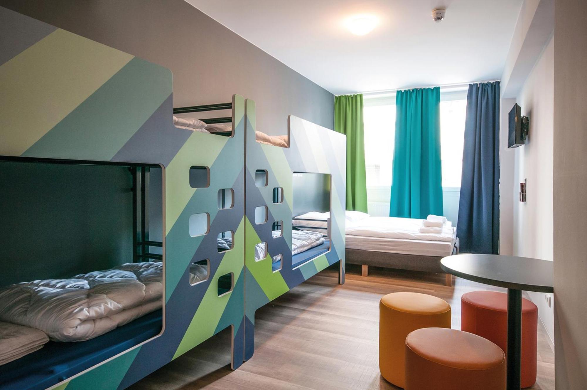 Bed 6-Bed Female Dormitory Room