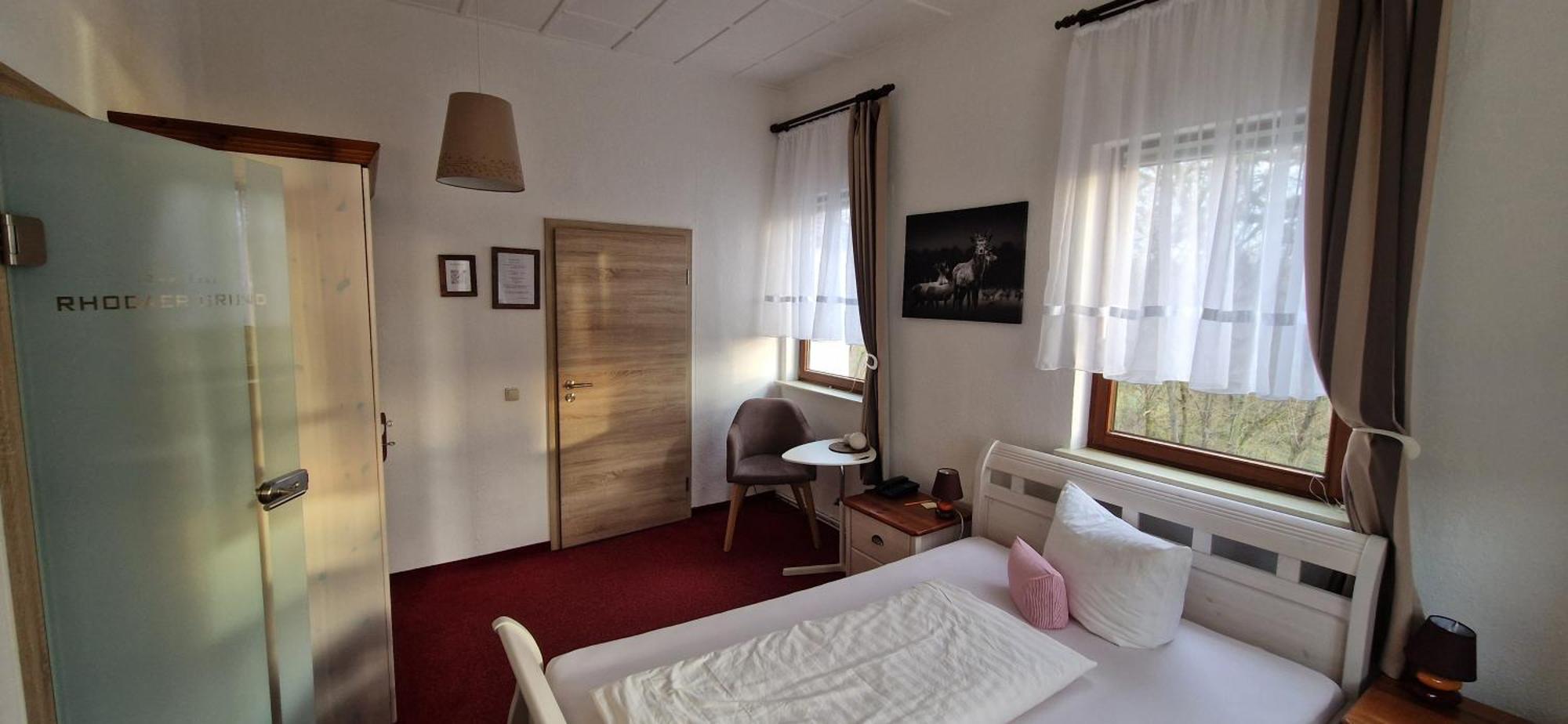 Single Room,1635250121:JPEG