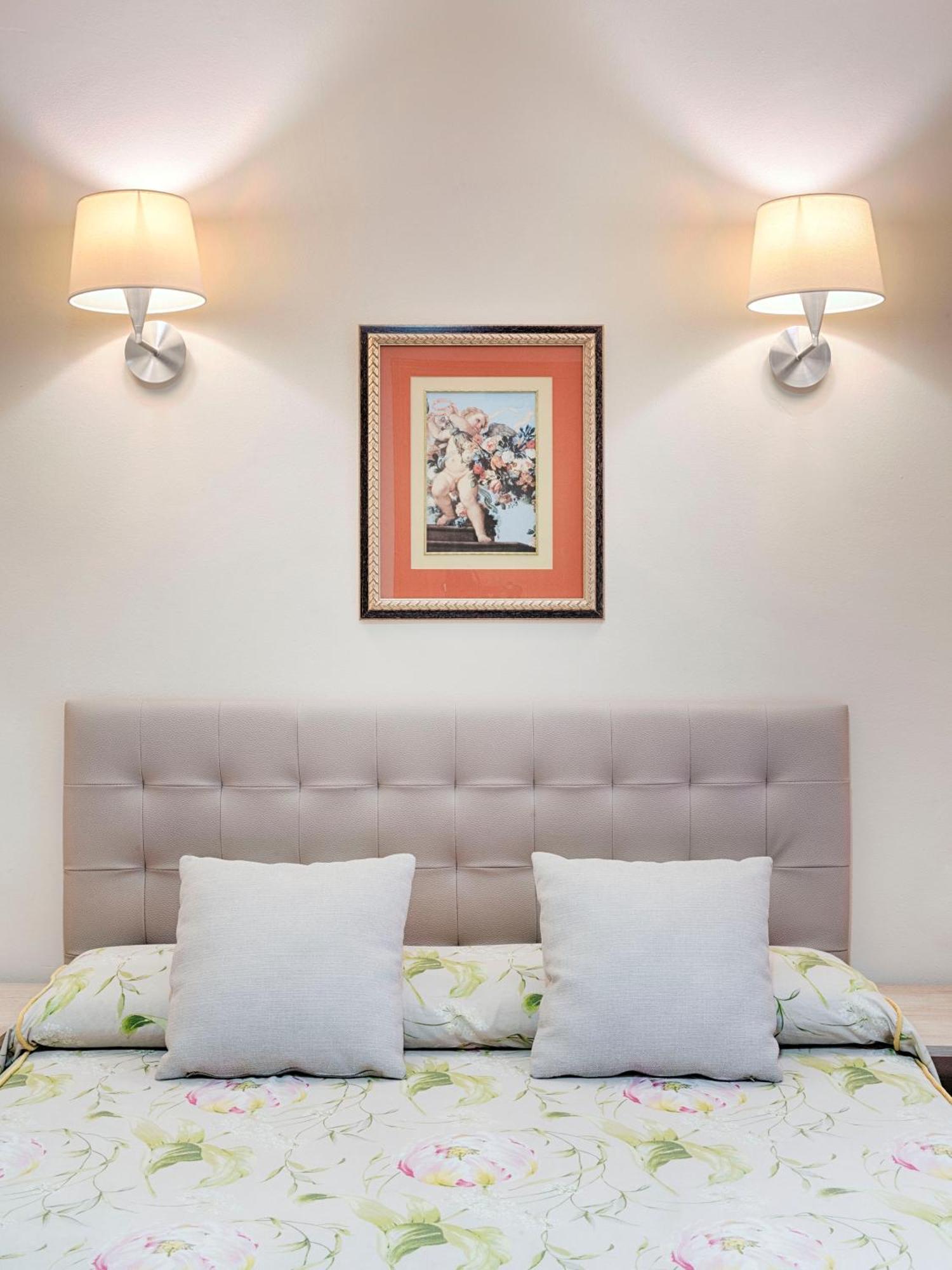 Double Room,1635257348:JPEG