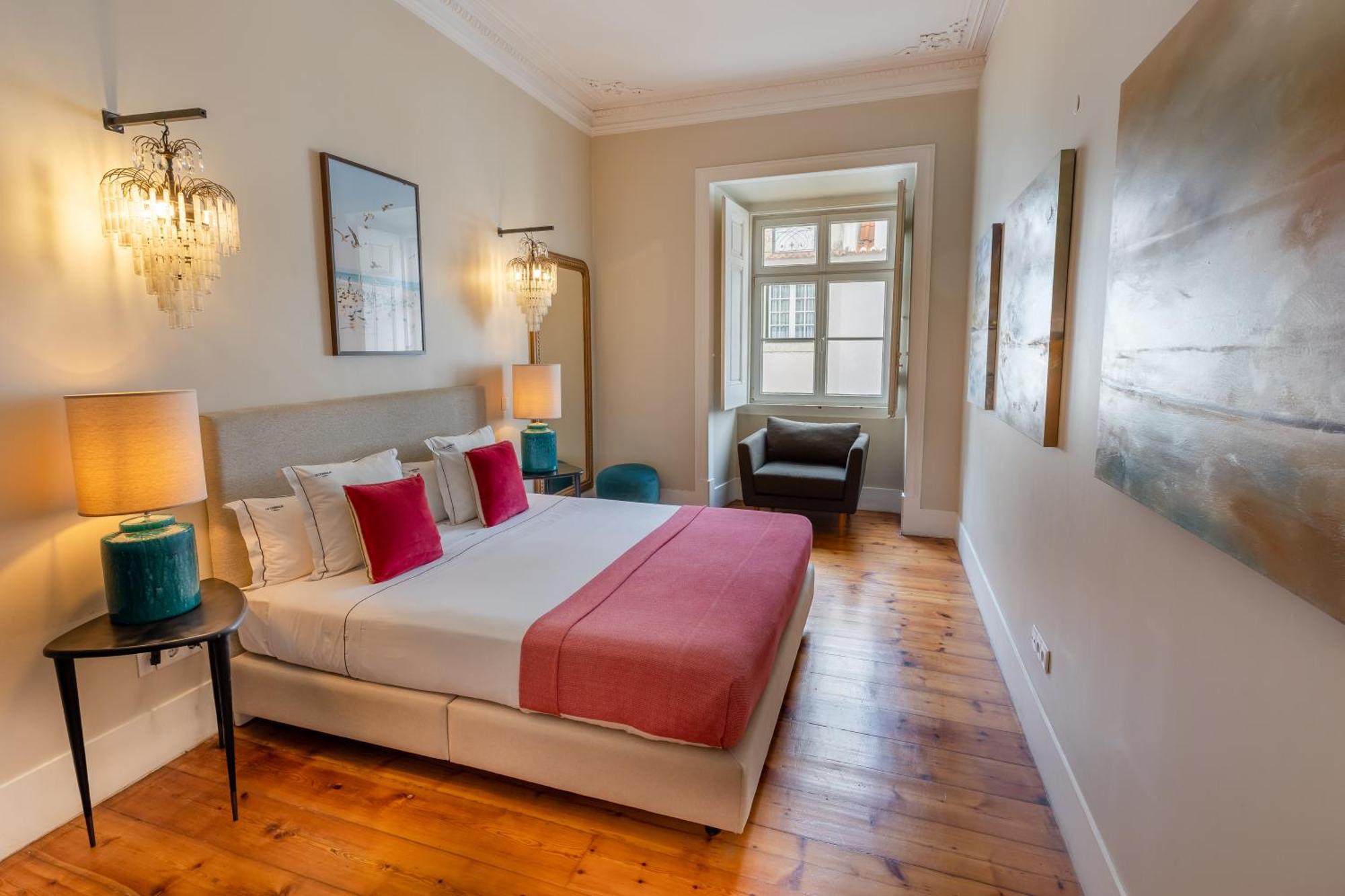 Deluxe 2 Bedroom Apartment