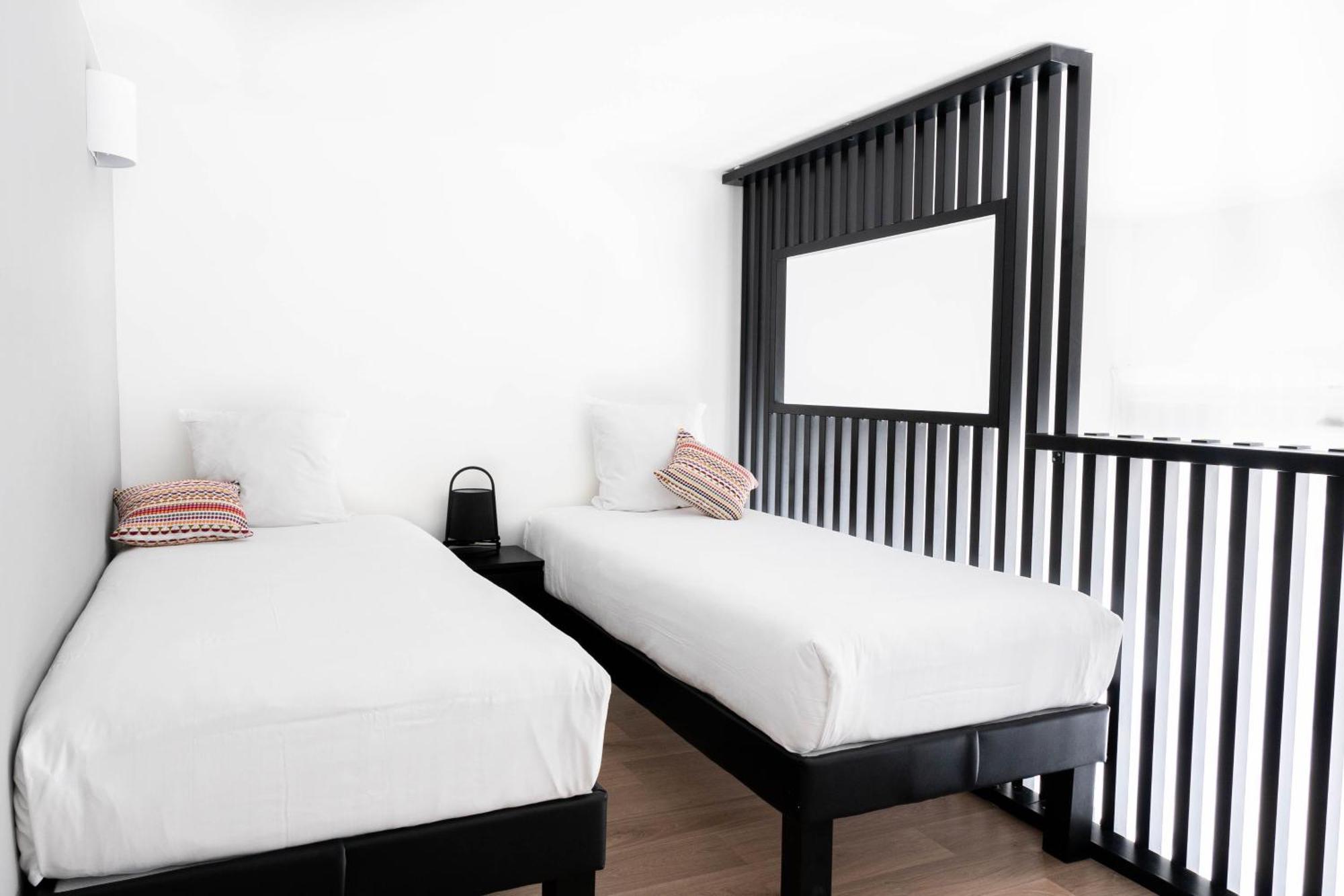 Studio L Duplex Twin beds