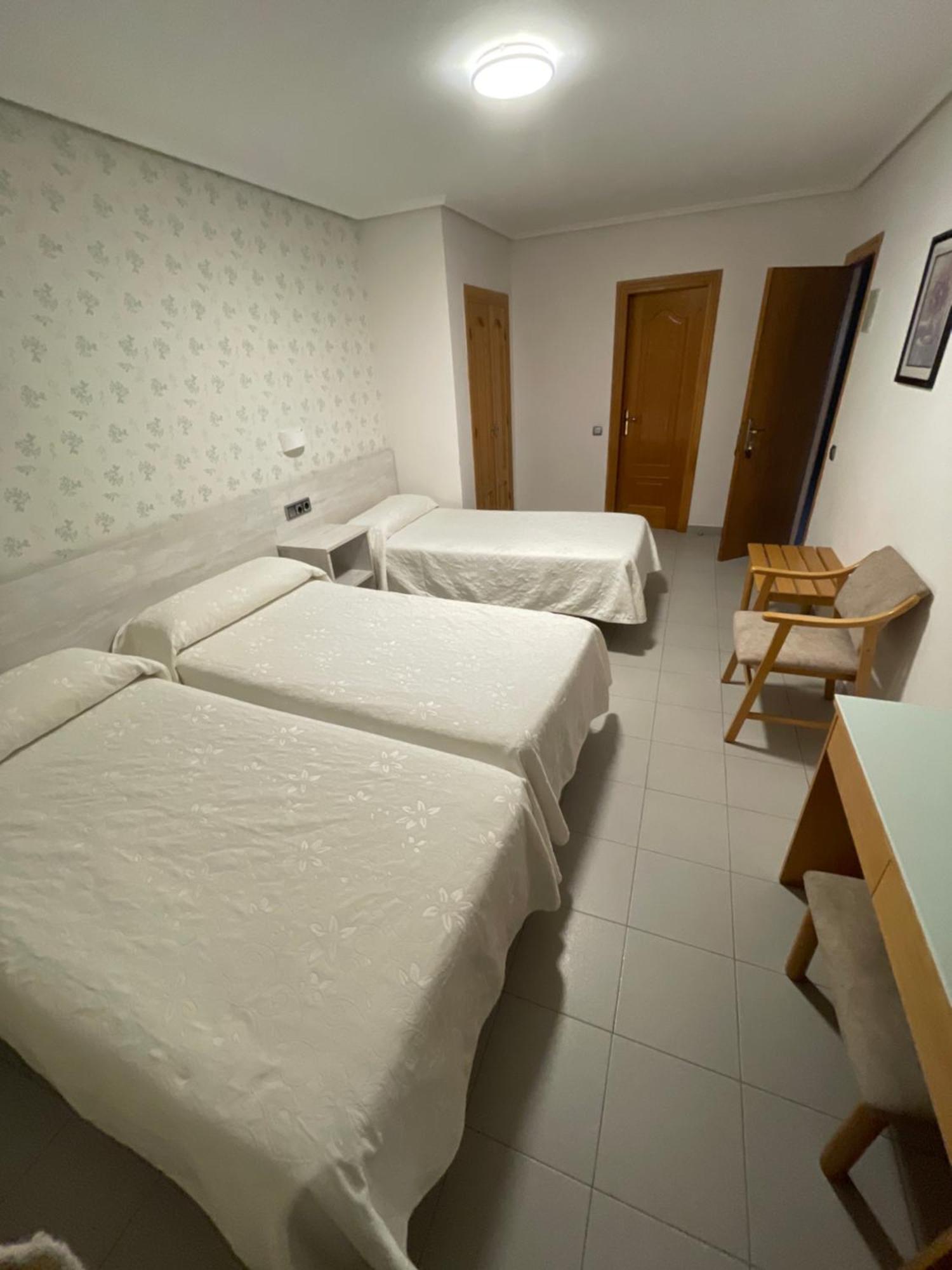 Triple Room,1636006065:JPEG