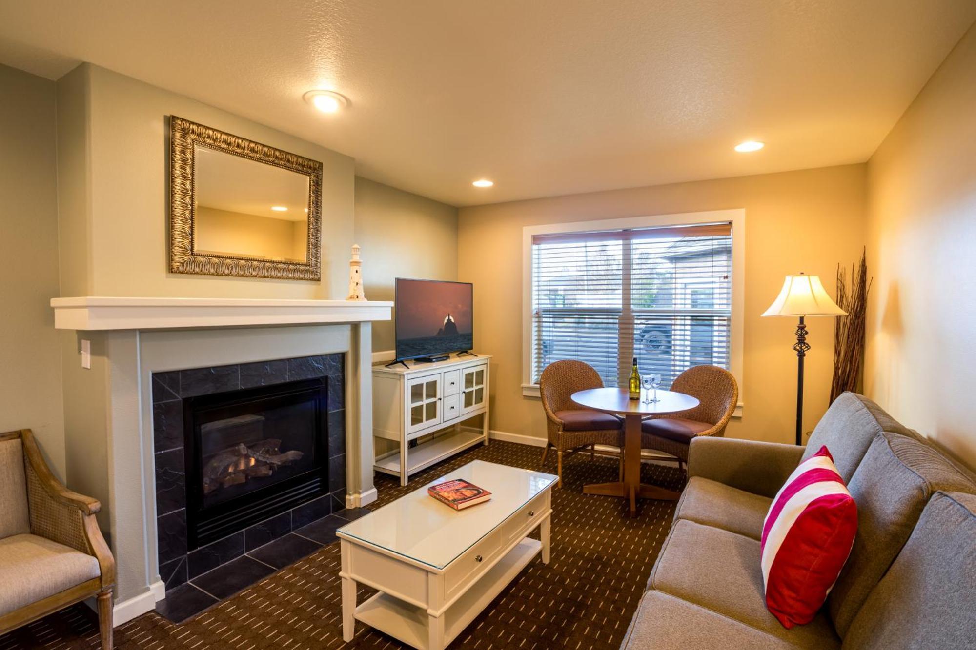 Accessible Queen Suite Sofabed 1st Floor Non Pet