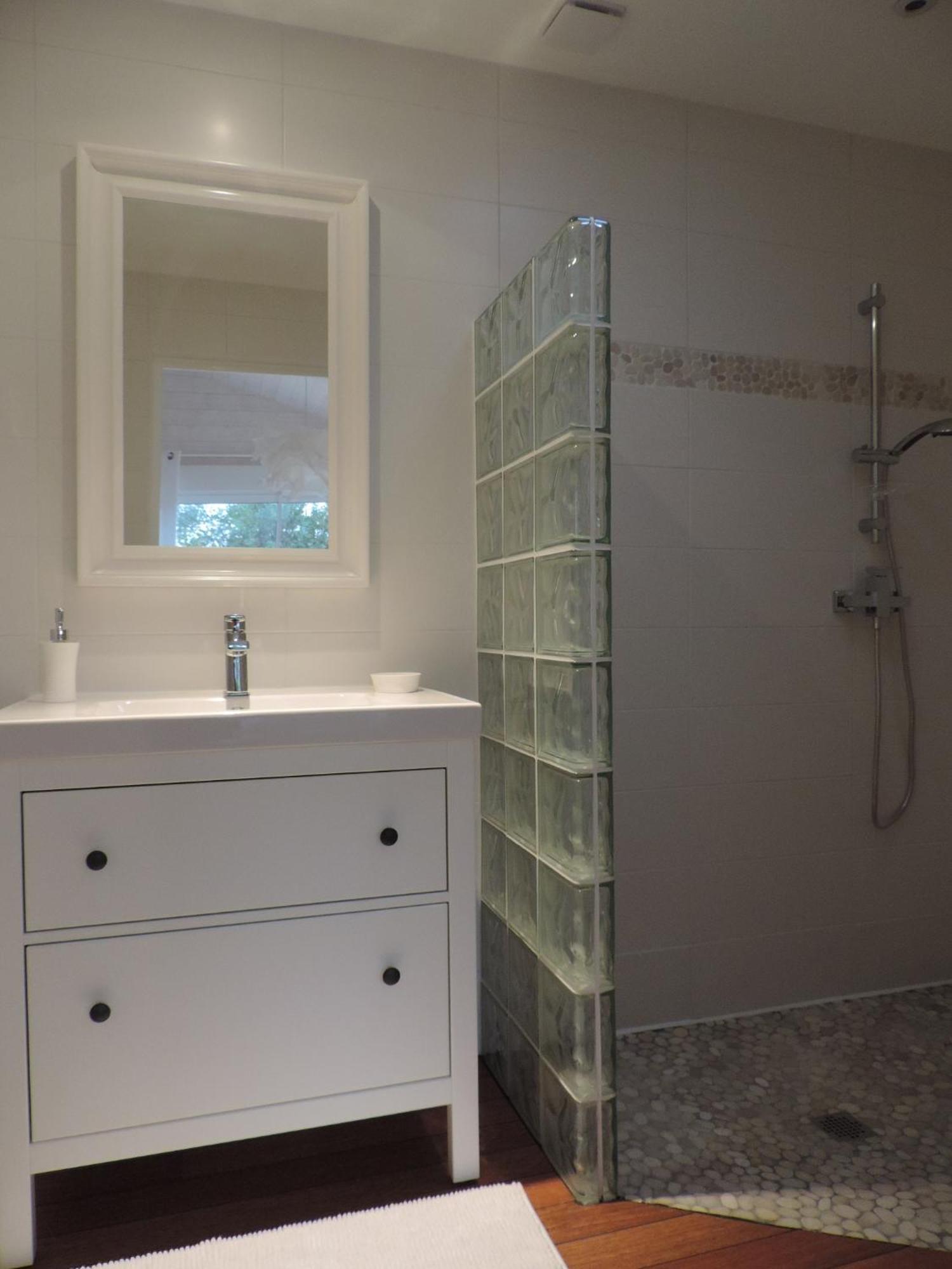 Double Room,1636015721:JPEG
