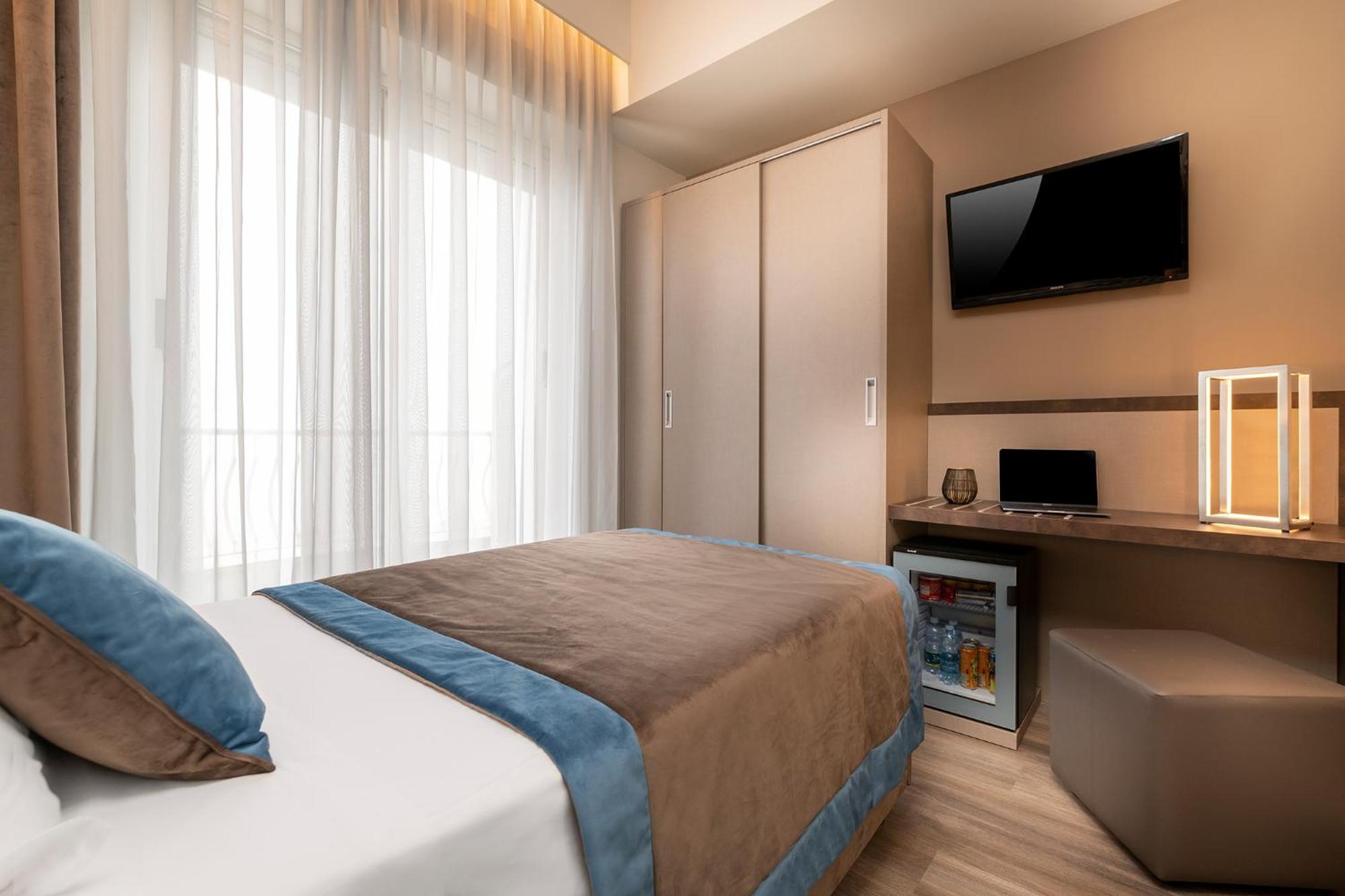 Standard Single Room Sea View