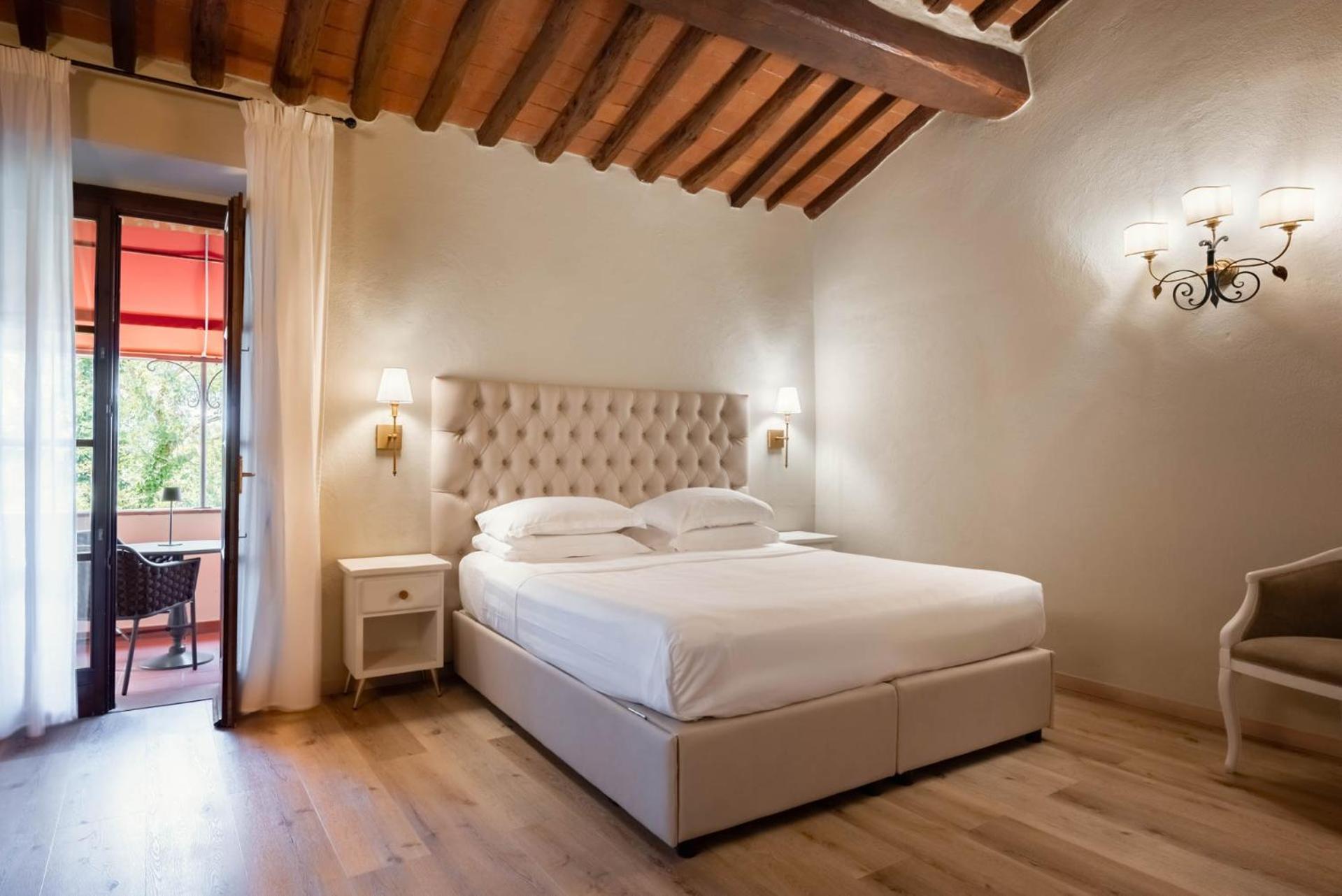 Superior King Room,1636754159:JPEG