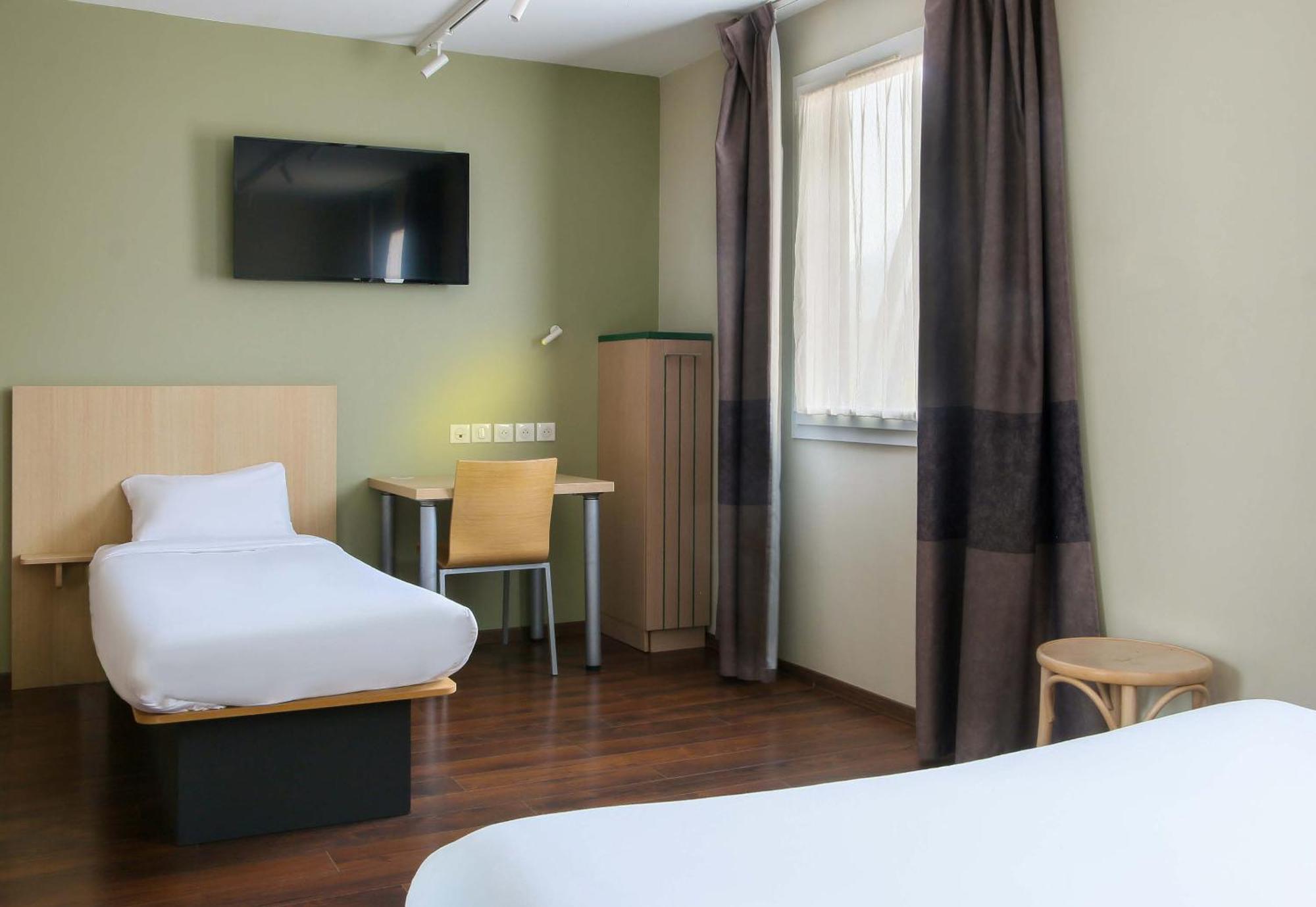 Classic Triple Room,1637705835:JPEG