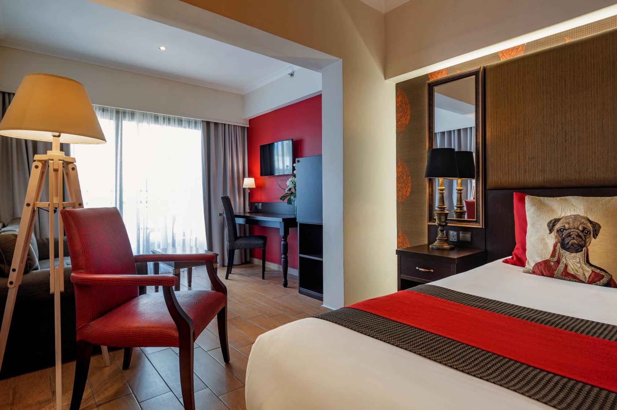 Deluxe Suite,1637706479:JPEG