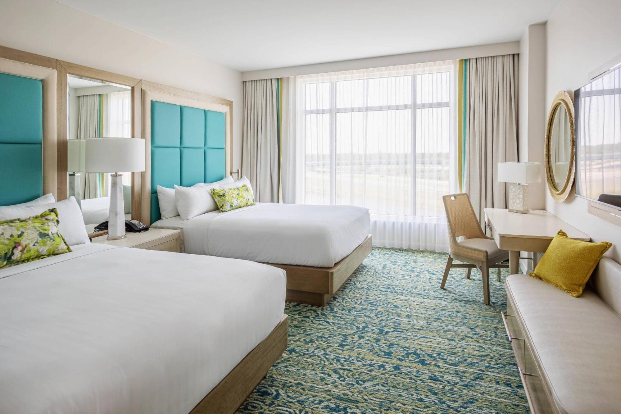 Queen Room with Two Queen Beds Florida View,1637707836:JPEG
