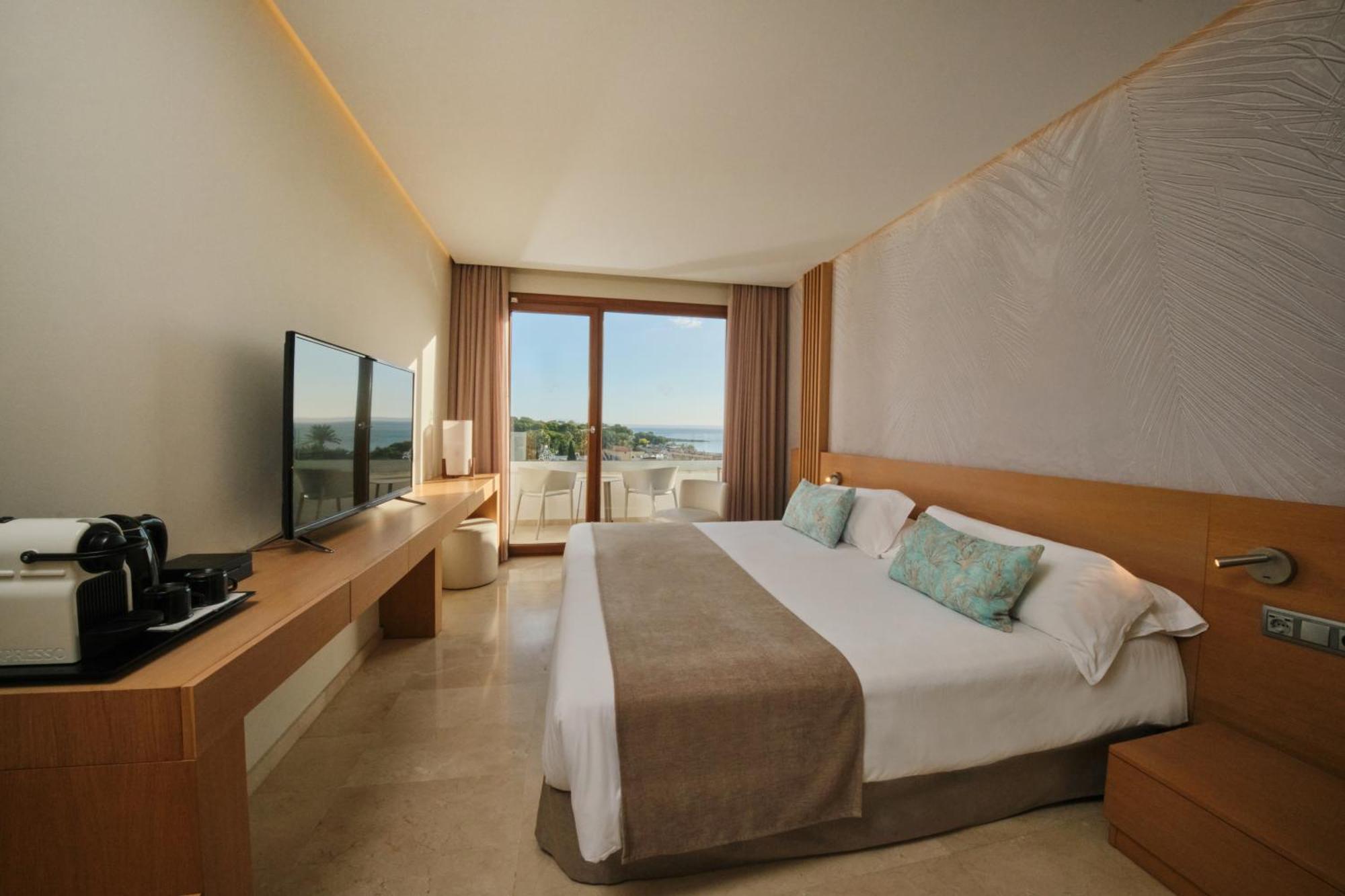 Habitación Doble Superior con vistas parciales al mar - 1 o 2 camas