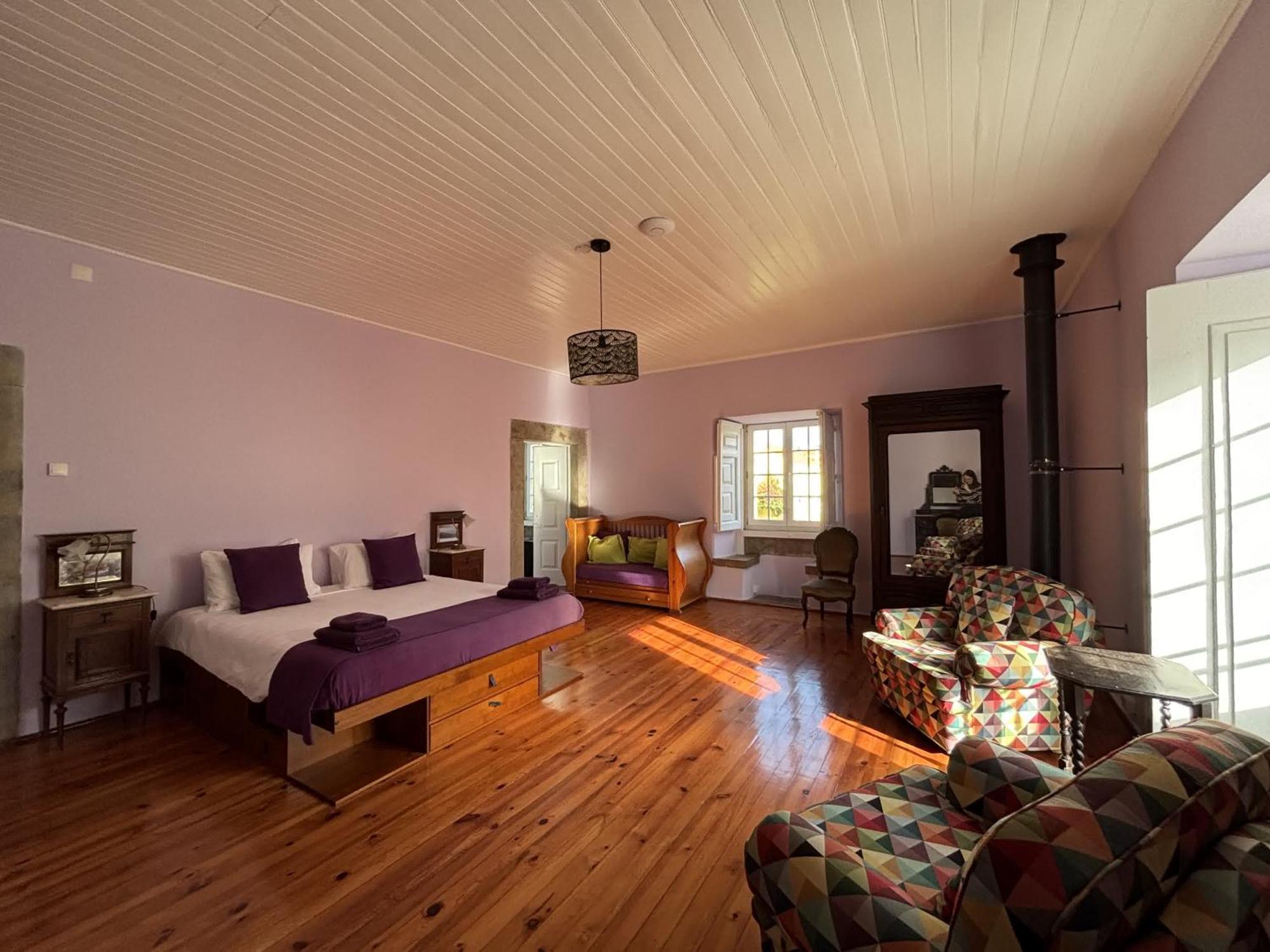 Deluxe King Suite,1637712359:JPEG