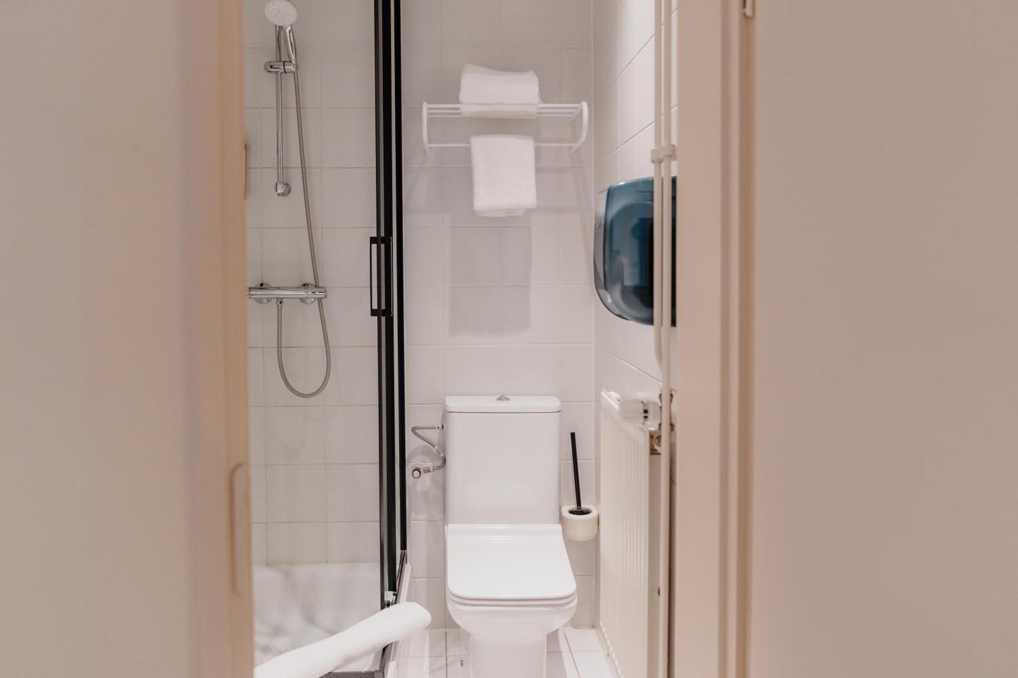 Single Room,1637717284:JPEG