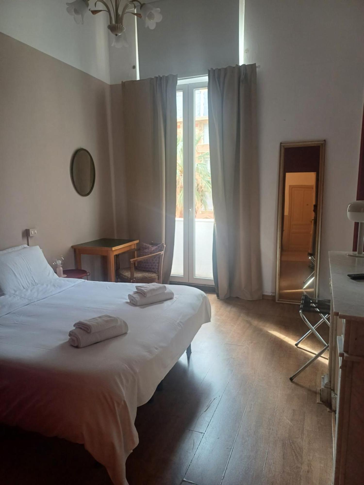 Double or Twin Room,1637725131:JPEG