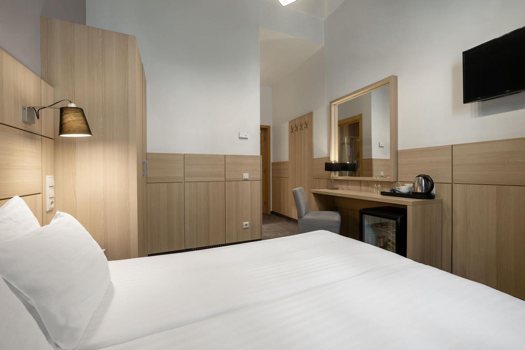 Small Double or Twin Room