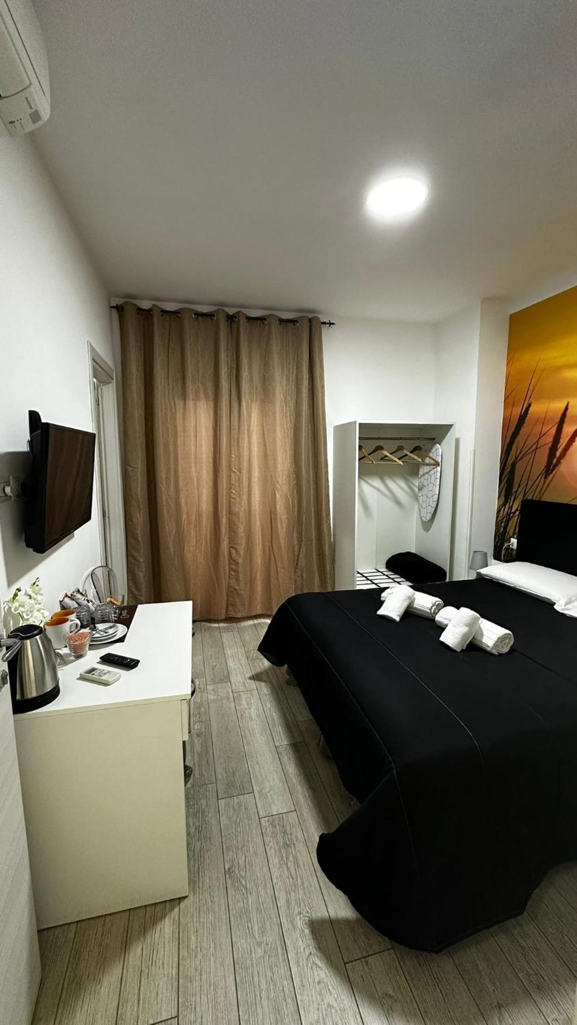 Double Room Private Bathroom