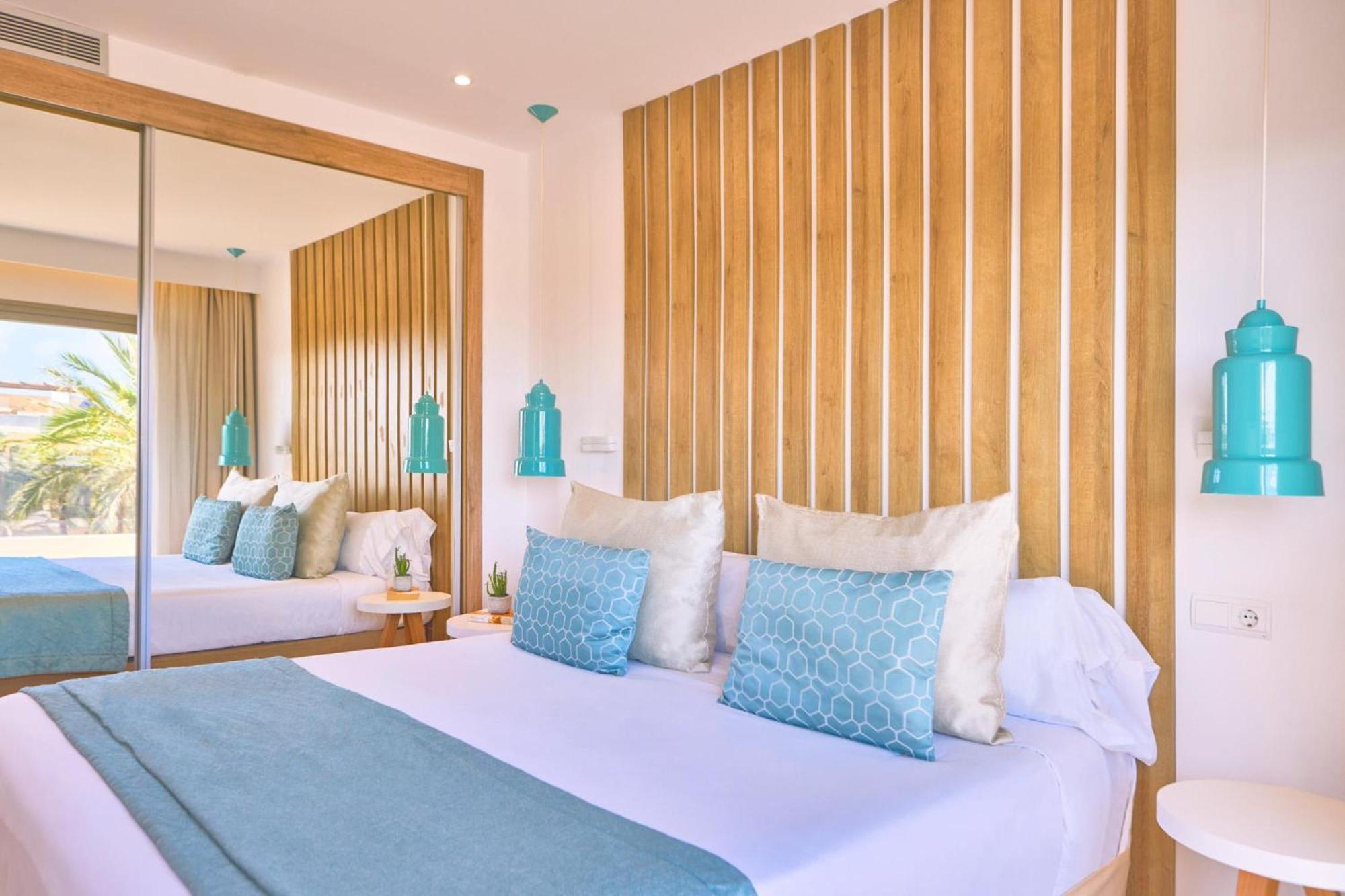 One-Bedroom Penthouse Suite