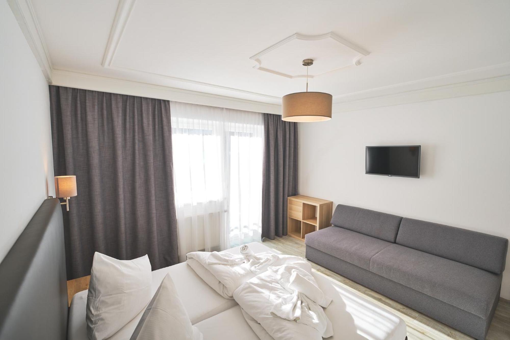 Triple Room Balcony