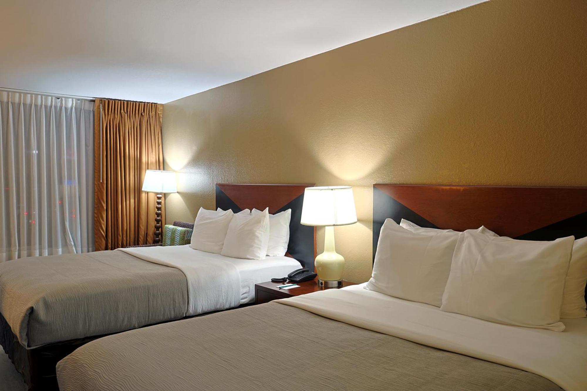 Queen Room Two Queen Beds Non-Smoking