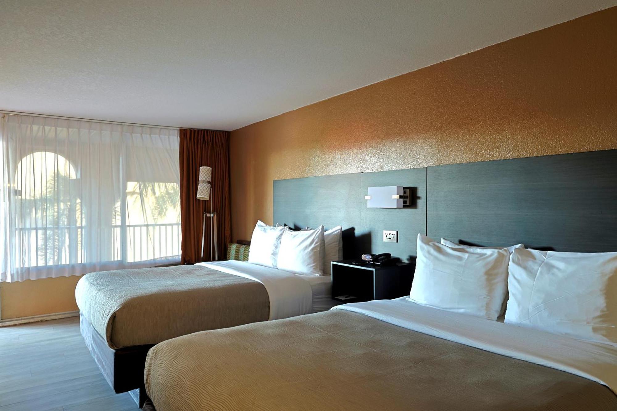 Queen Room Two Queen Beds