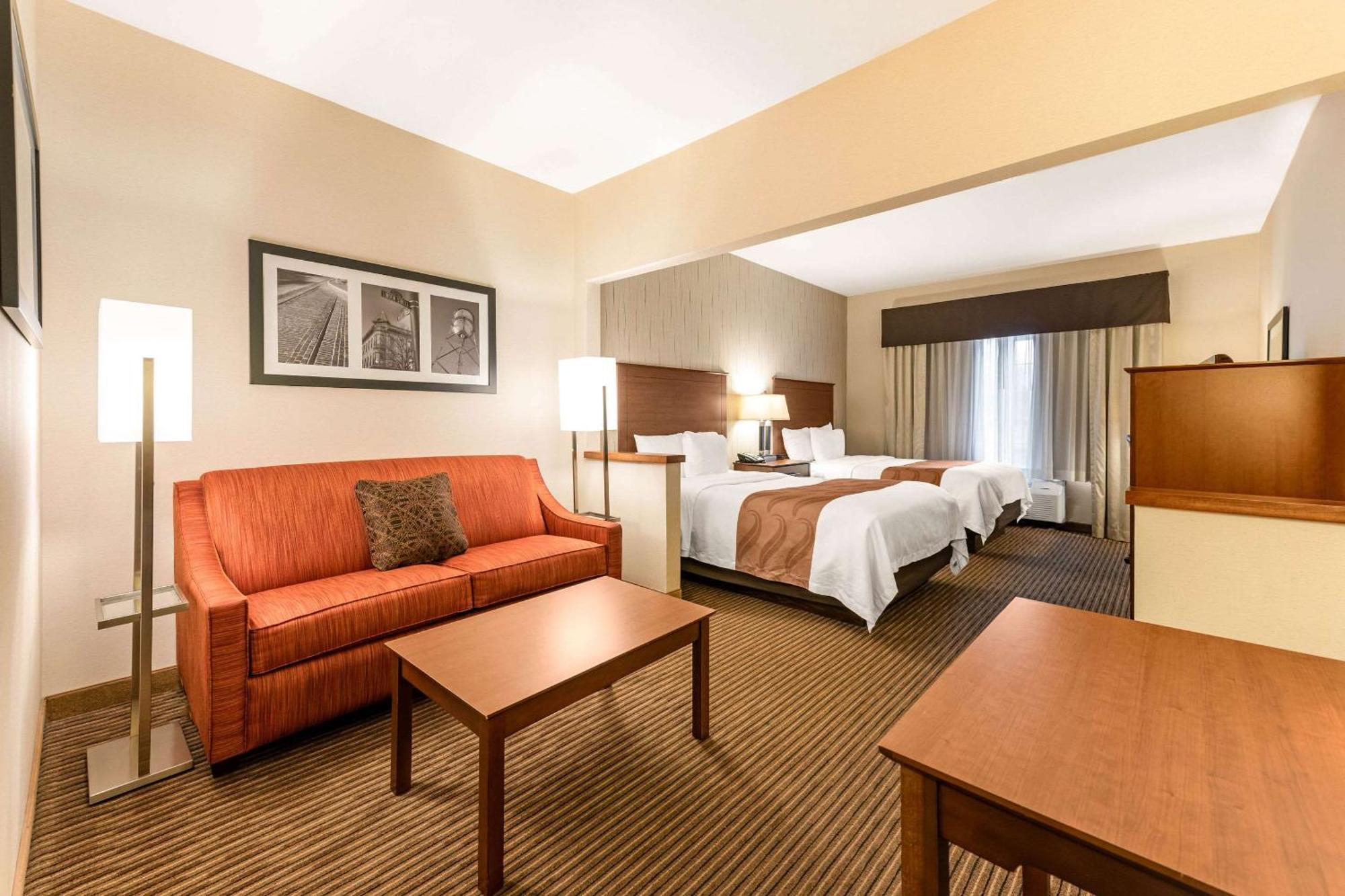 Suite Two Double Beds Accessible or Non-Smoking,1638492452:JPEG