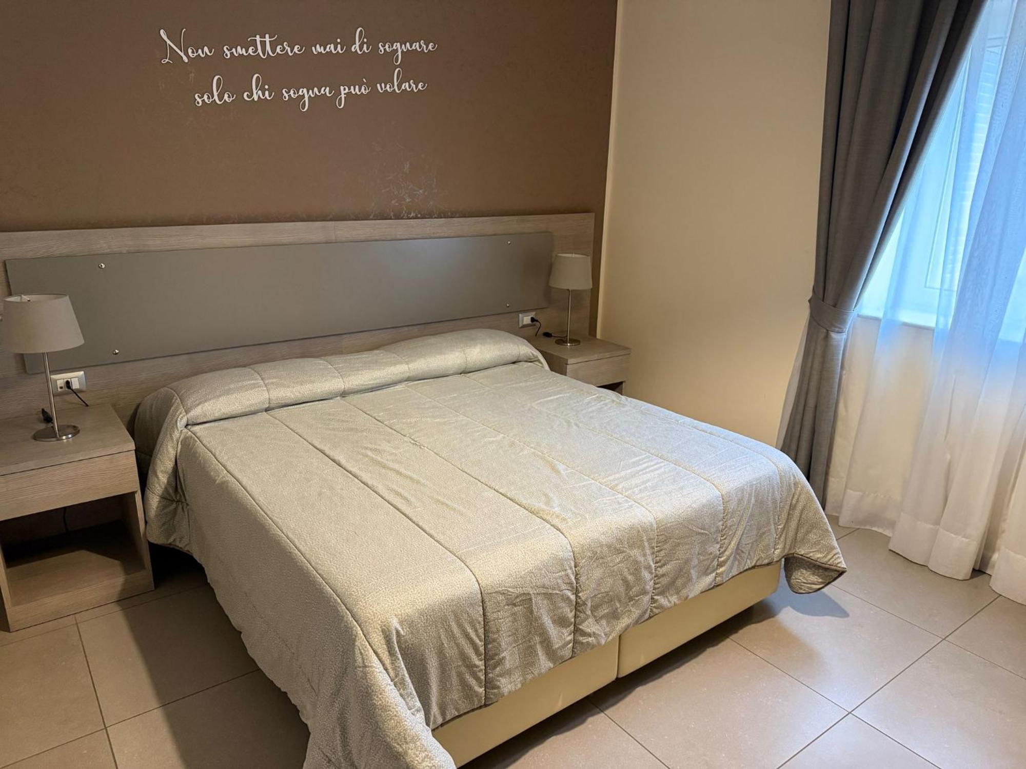 Large Double or Twin Room,1638504219:JPEG
