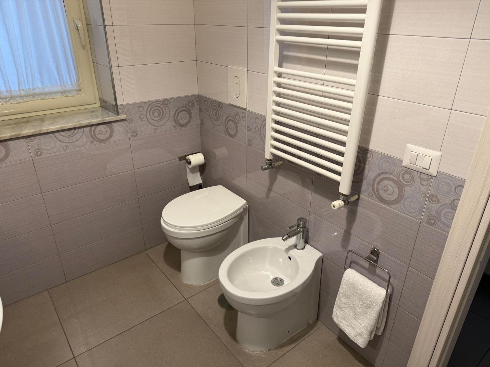 Large Double or Twin Room