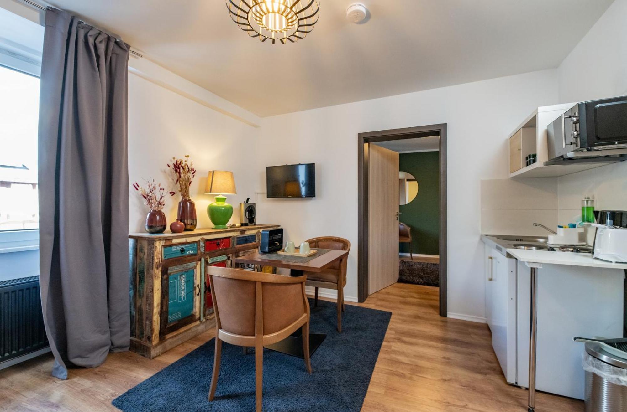 One-Bedroom Suite
