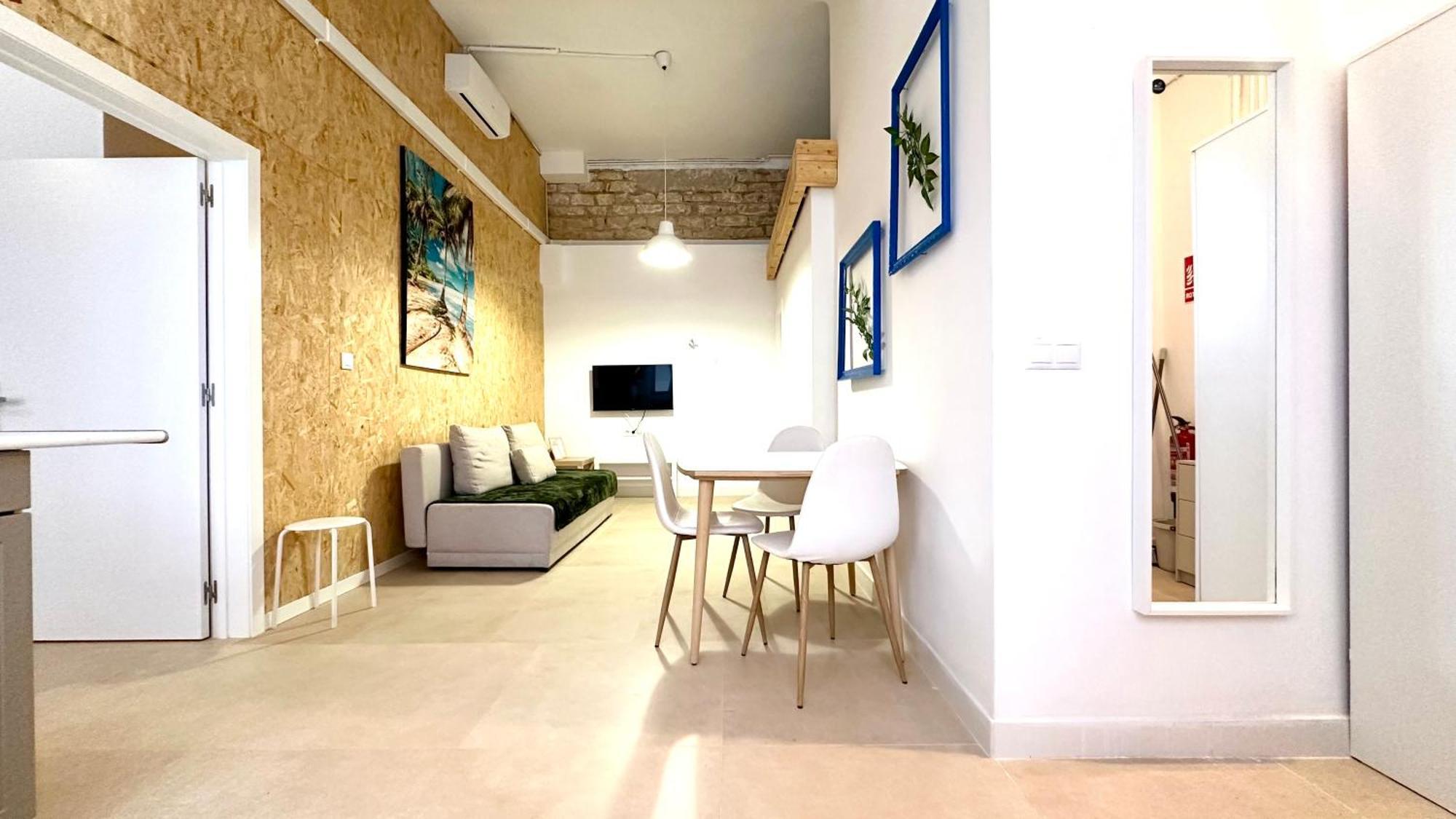 One-Bedroom Apartment
