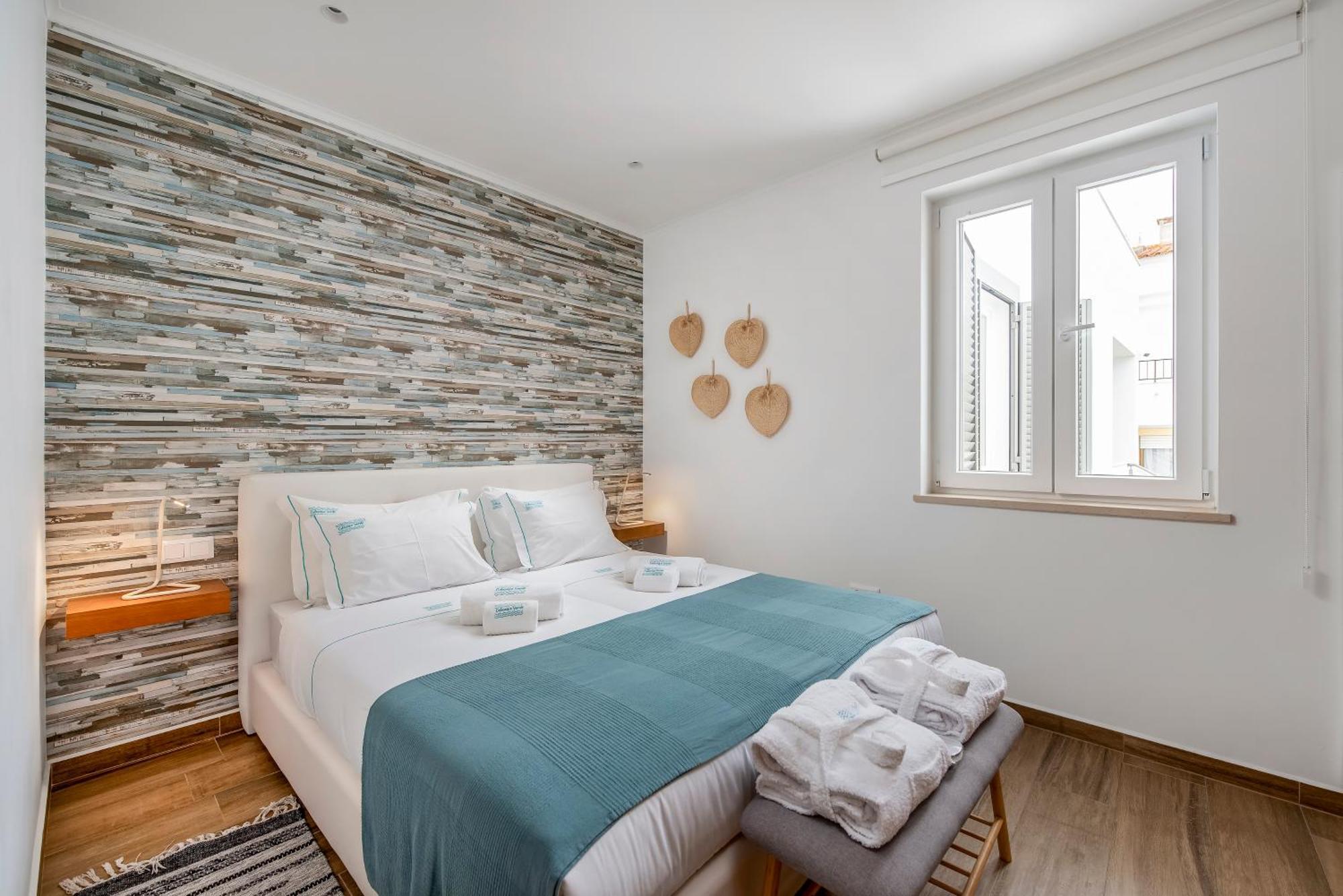Quarto Twin Standard