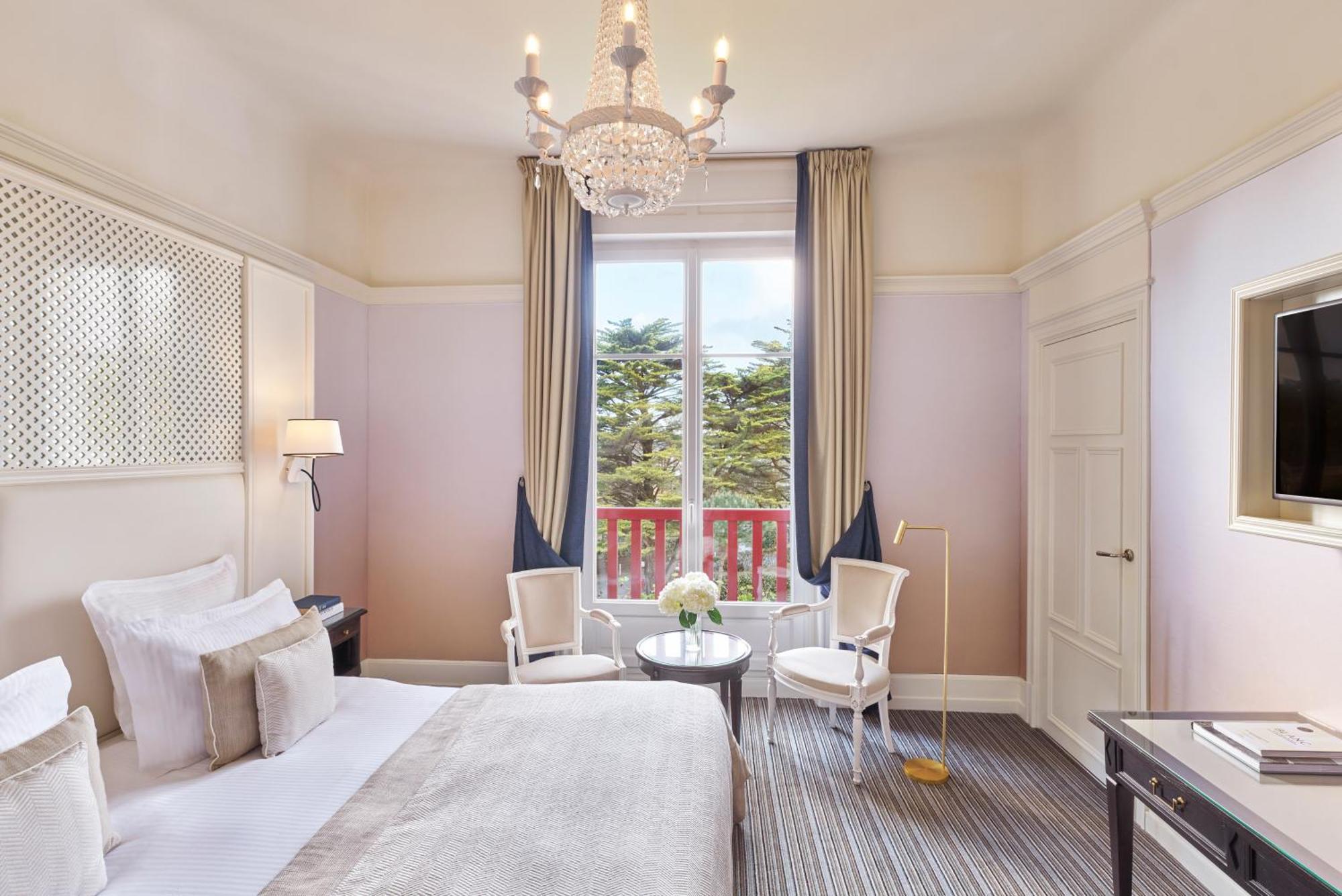 Deluxe Double Room with Sea View,1639549826:JPEG